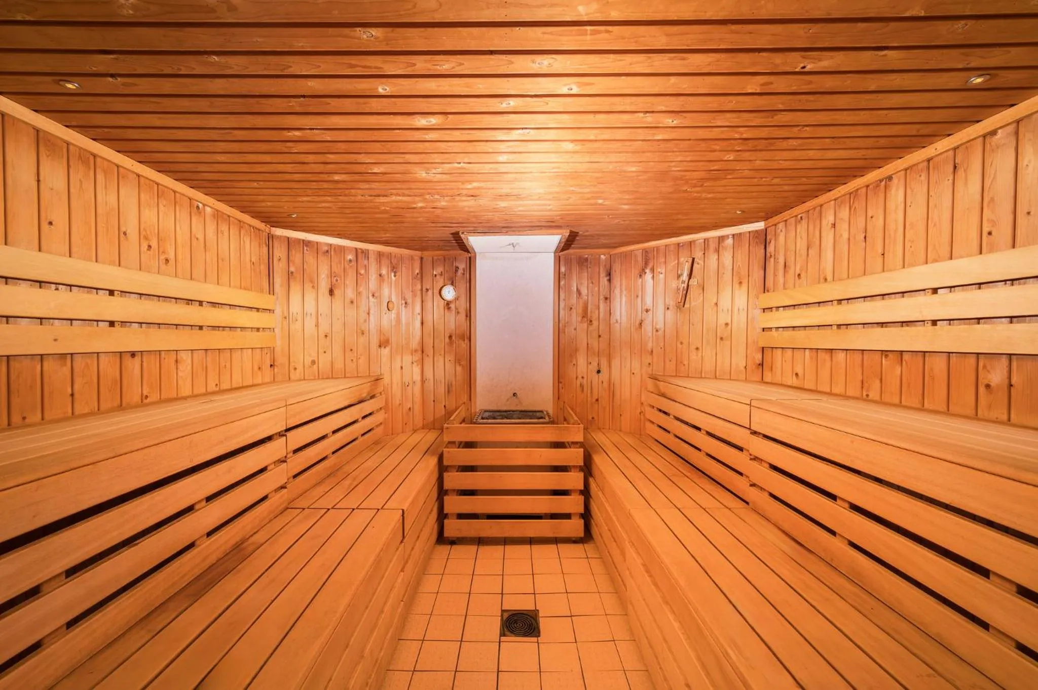 Fitness centre/facilities in Holiday Inn Glasgow - East Kilbride by IHG