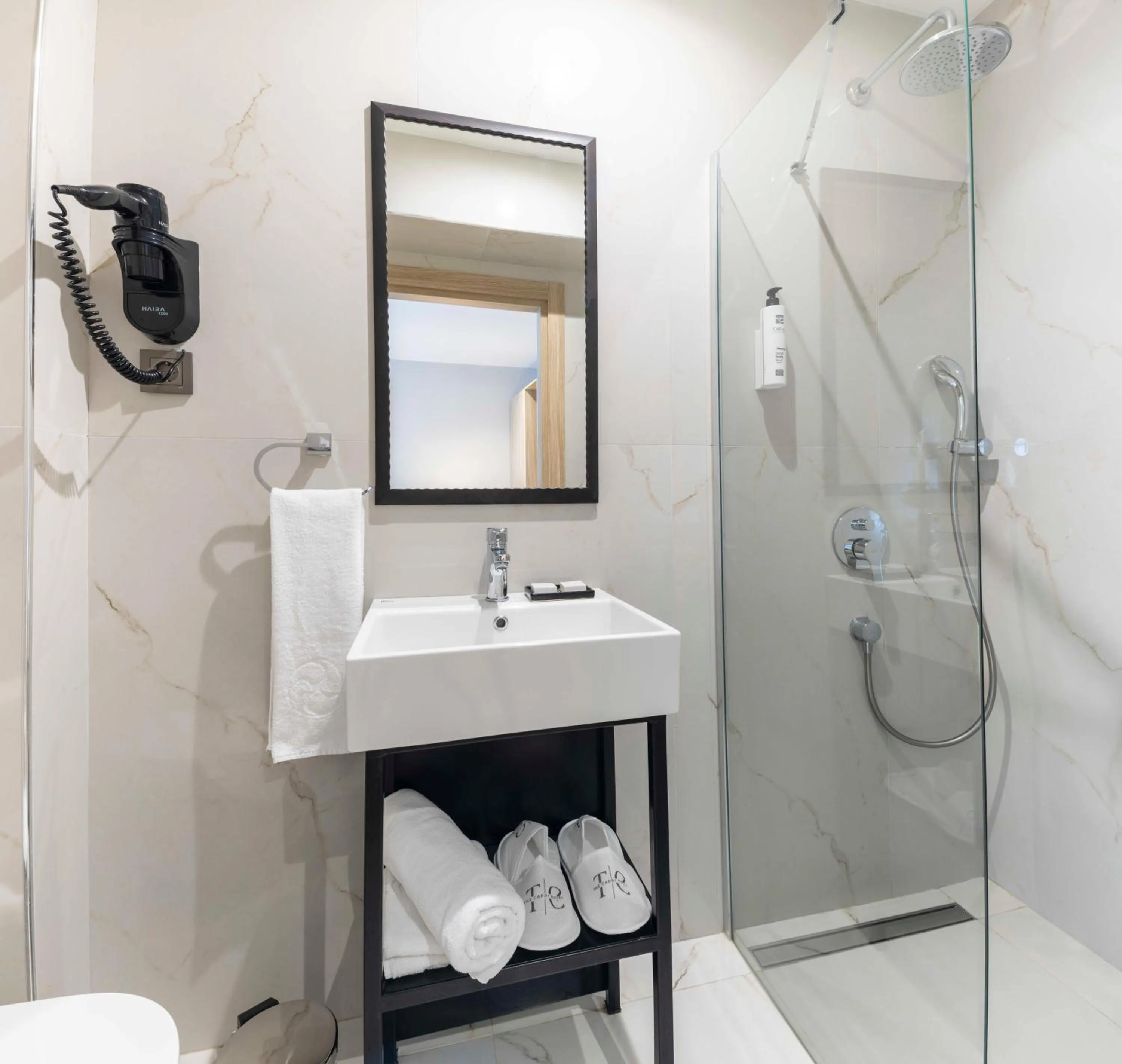 Bathroom in The Capri Hotel Osmanbey