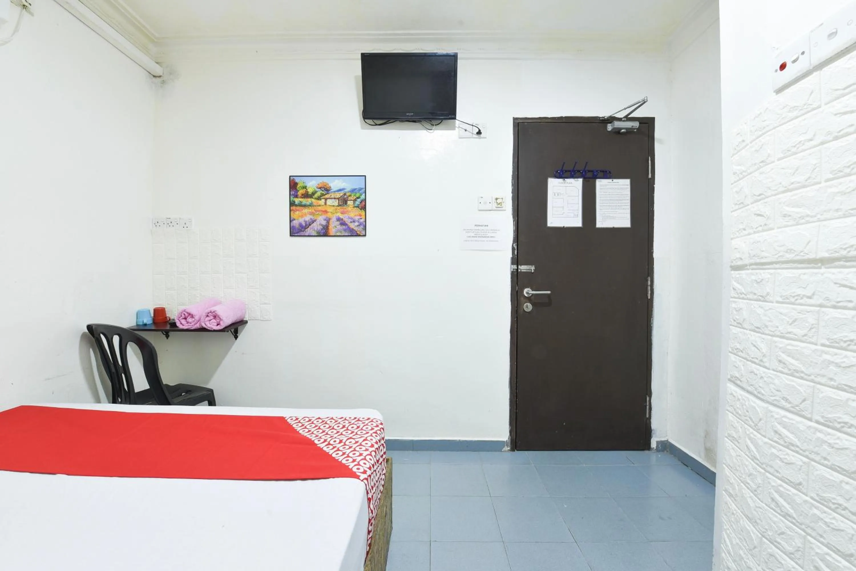 Bedroom, Bed in Hotel O Indah