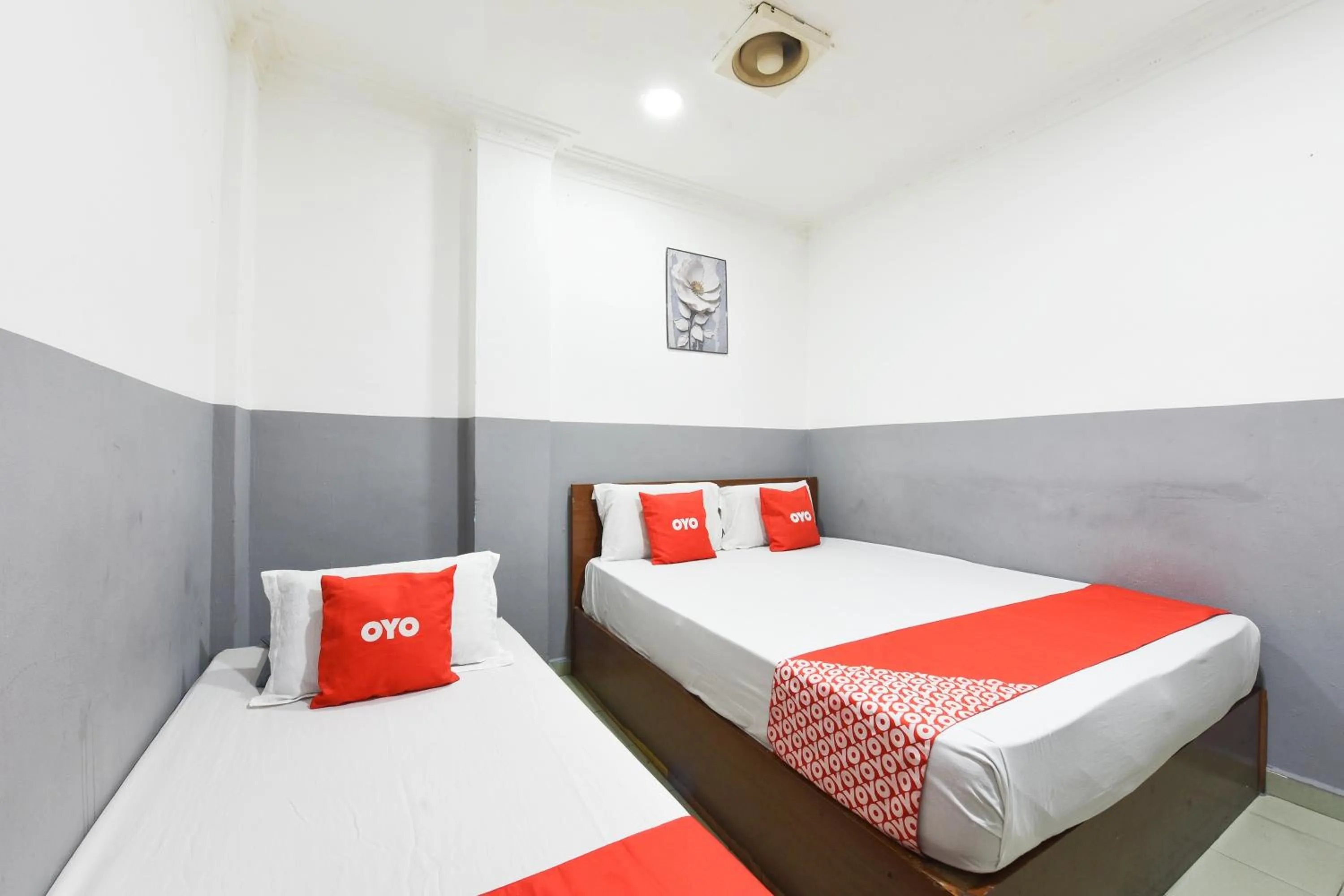 Bedroom, Bed in Hotel O Indah