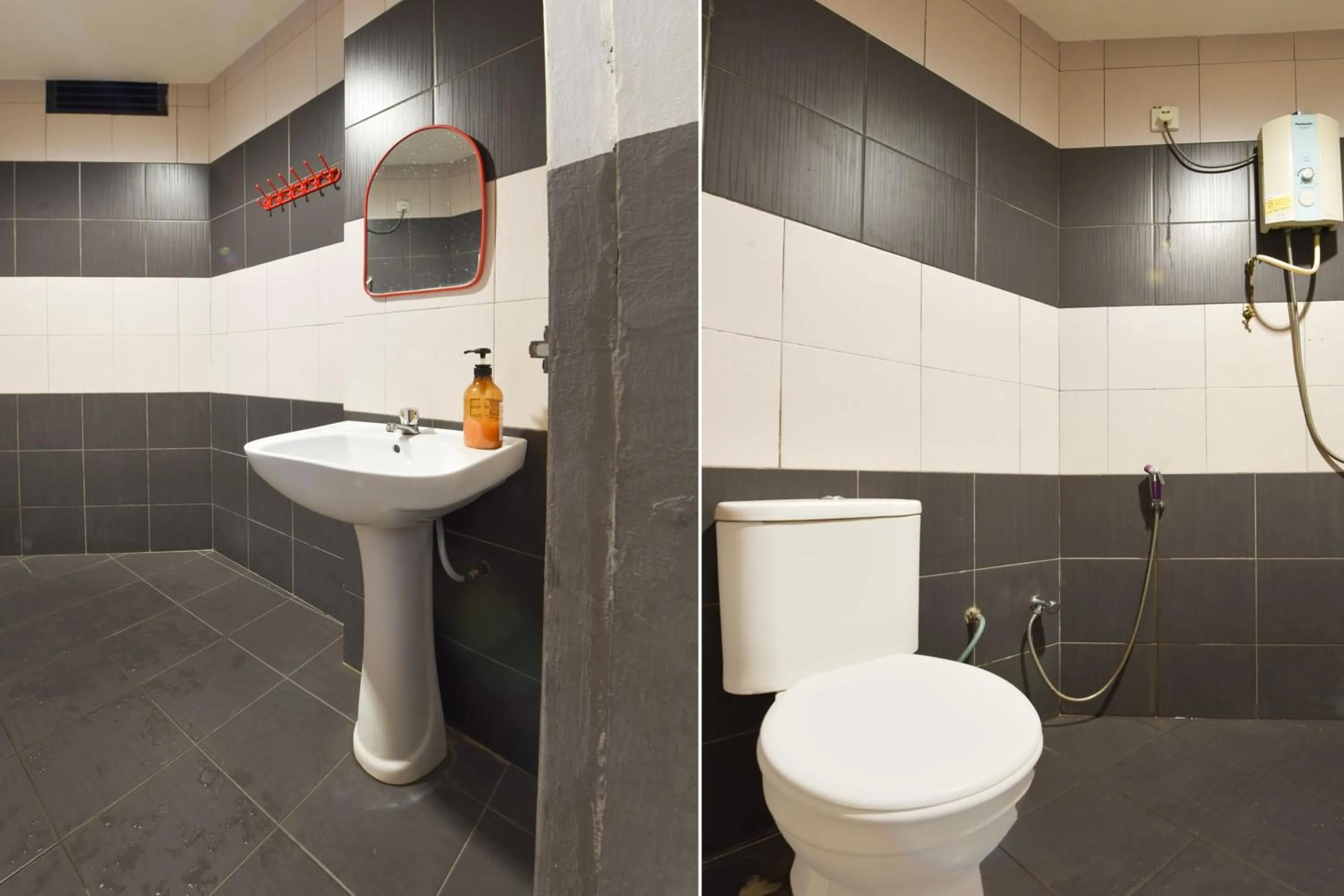 Bathroom in Hotel O Indah