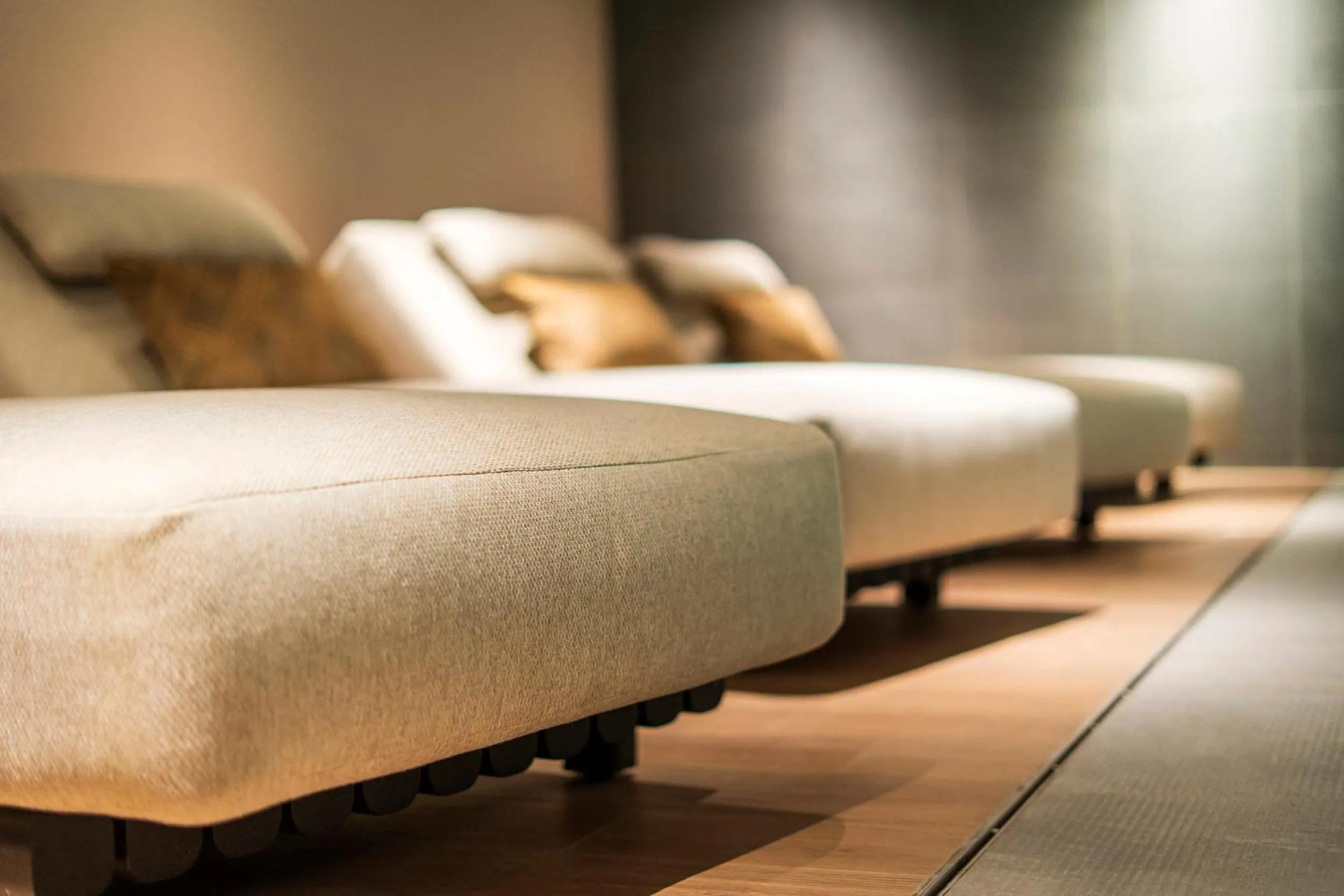 Swimming pool, Bed in Eilandhotel Texel - Nieuw geopend hotel
