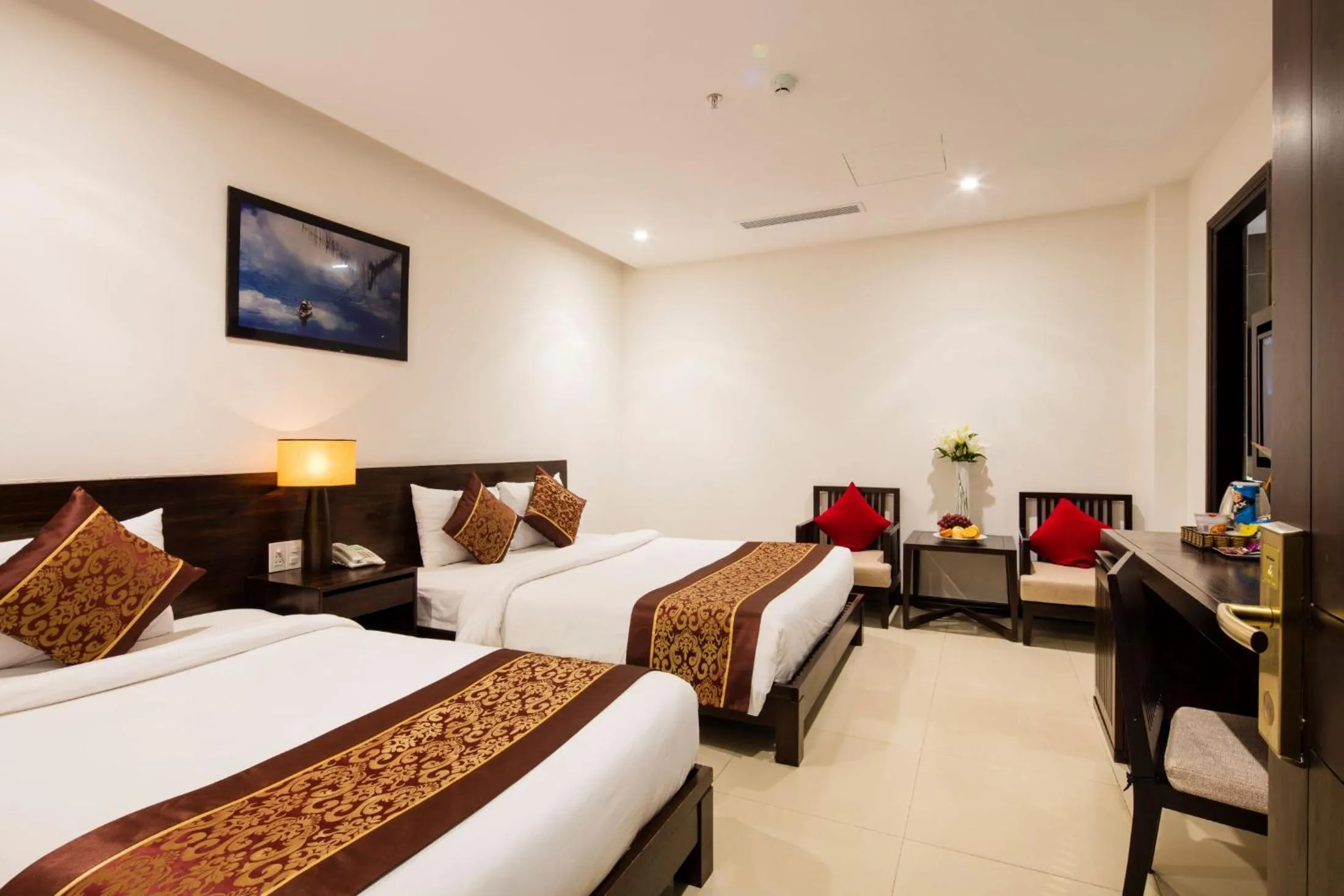 Bedroom, Bed in Edele Hotel Nha Trang Beach