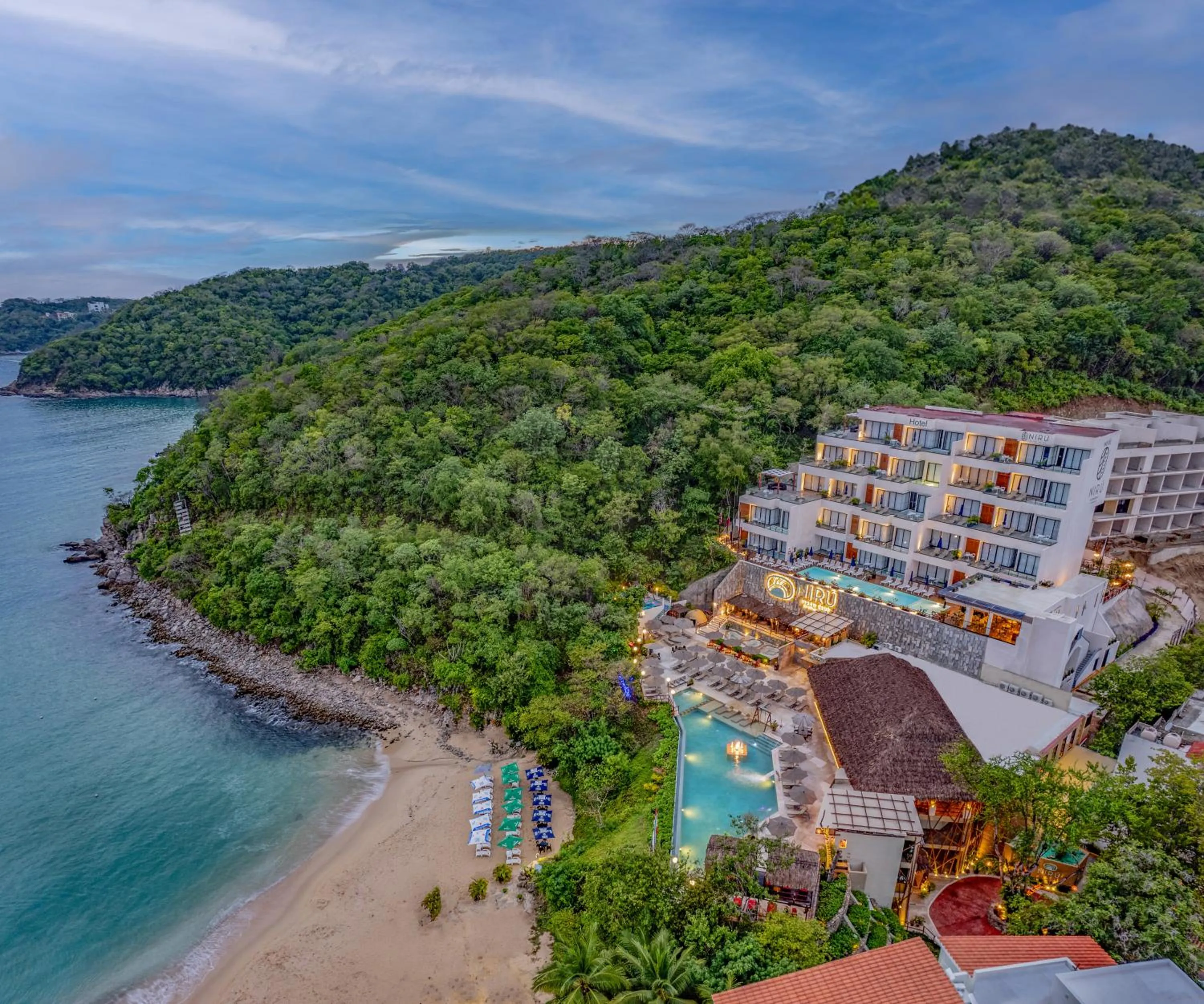 Sea view in Nirú Ocean Suites by Binniguenda