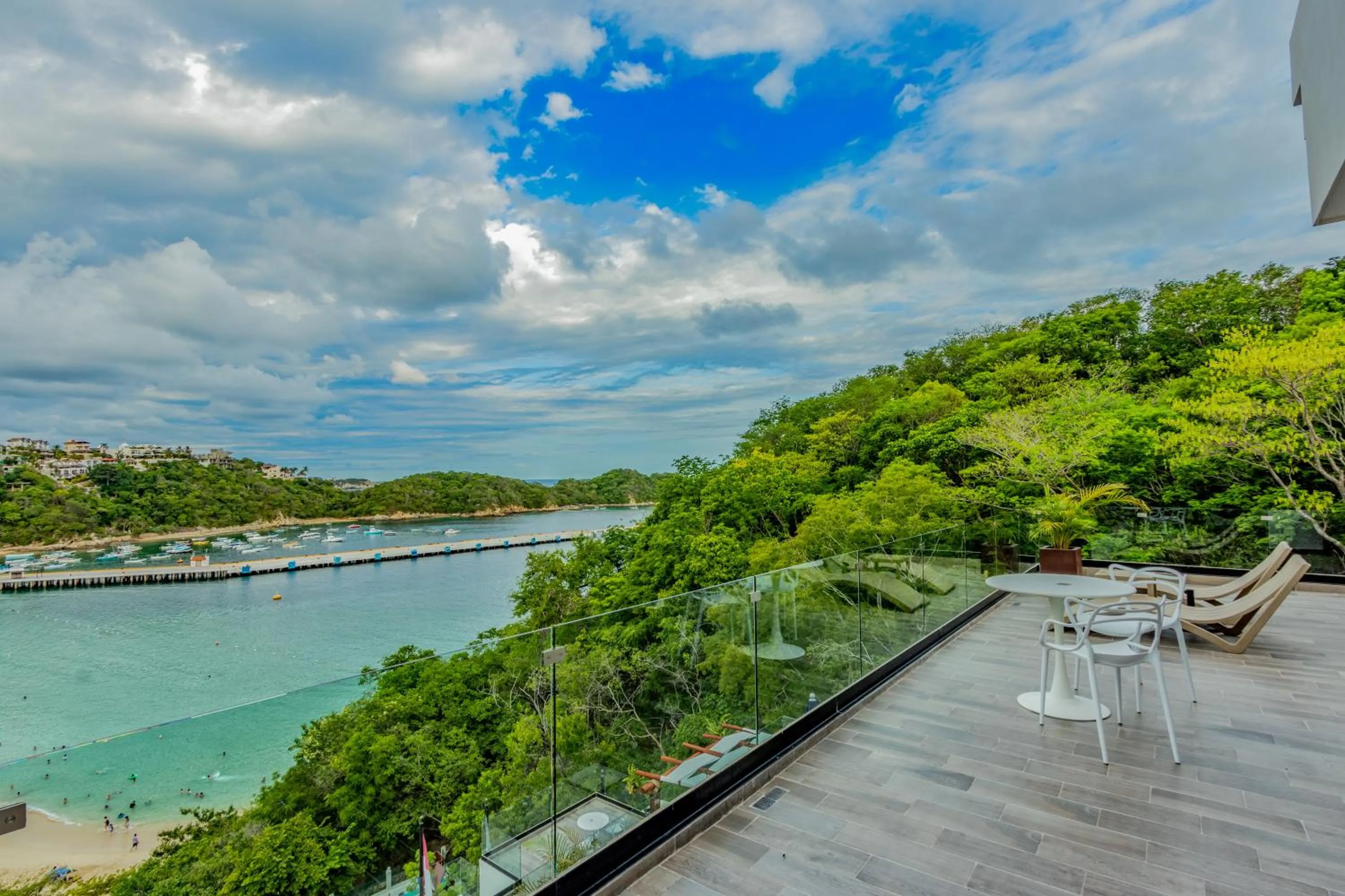 Sea view in Nirú Ocean Suites by Binniguenda