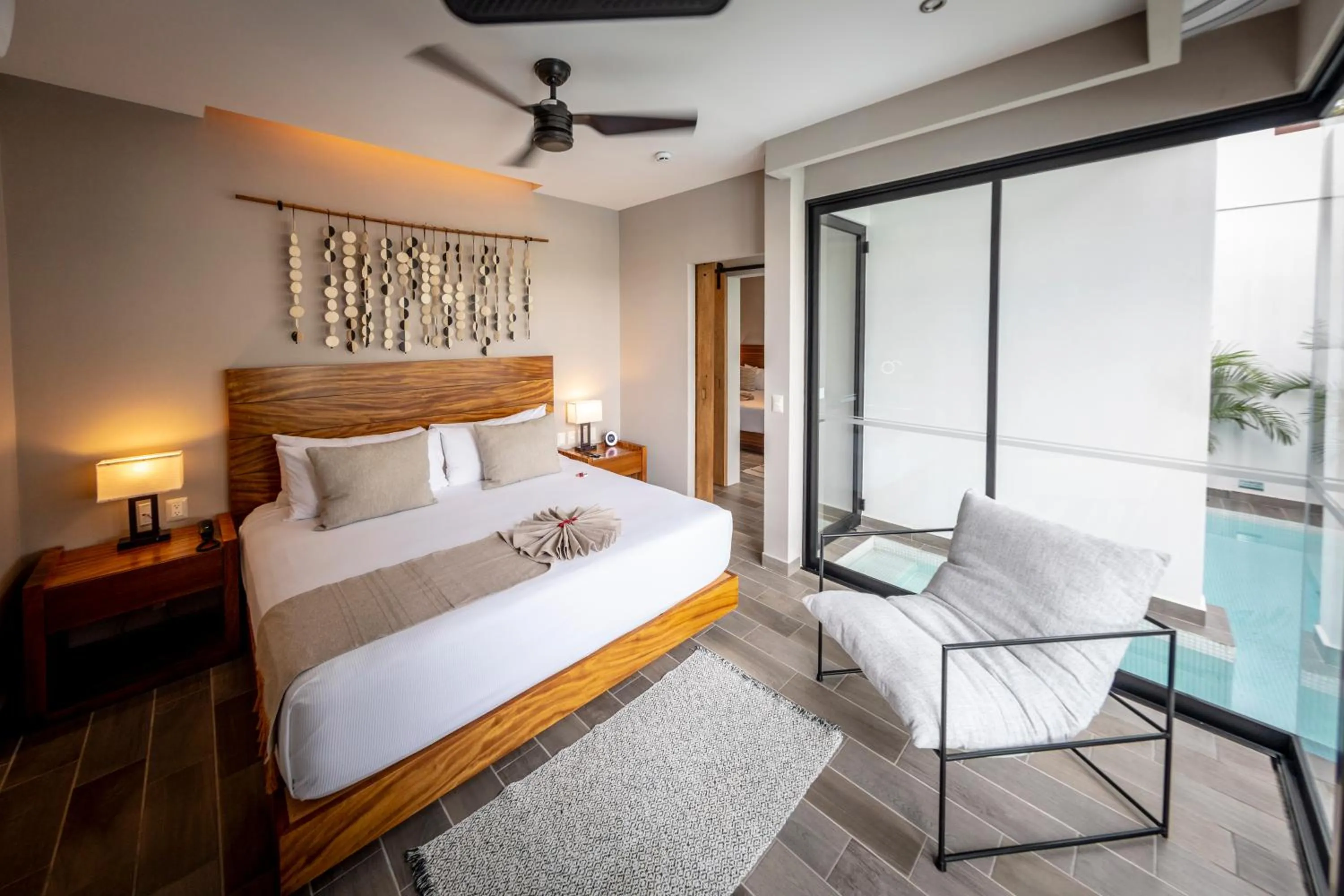 Bed in Nirú Ocean Suites by Binniguenda