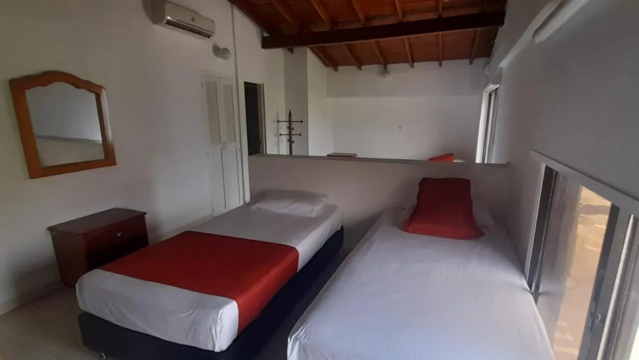 Bedroom, Bed in Hotel Laureles 70