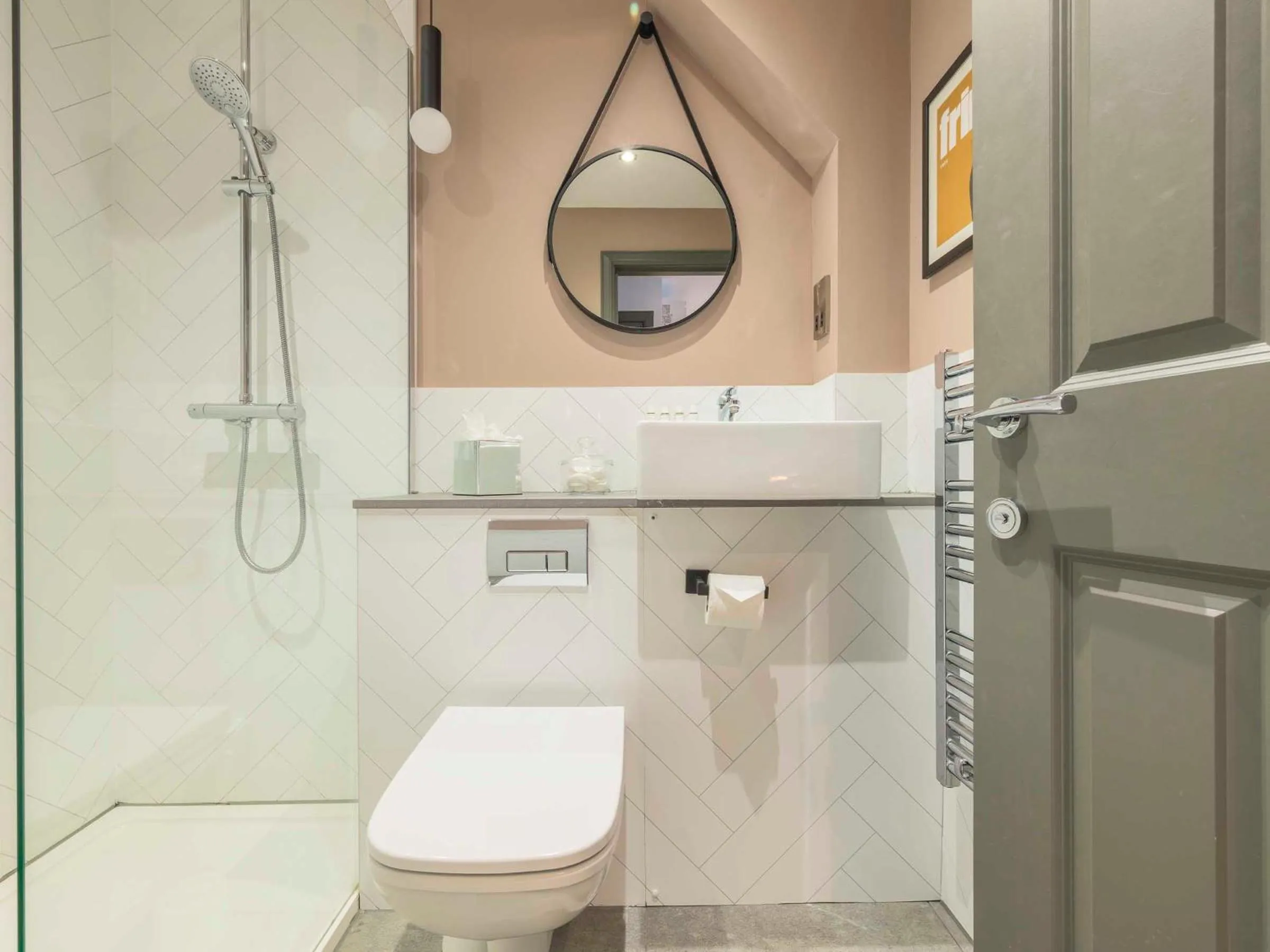 Bathroom in Holyrood Aparthotel