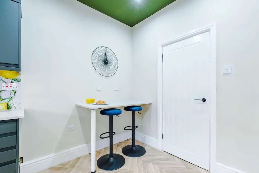 Salford Sanctuary 5 Bed House