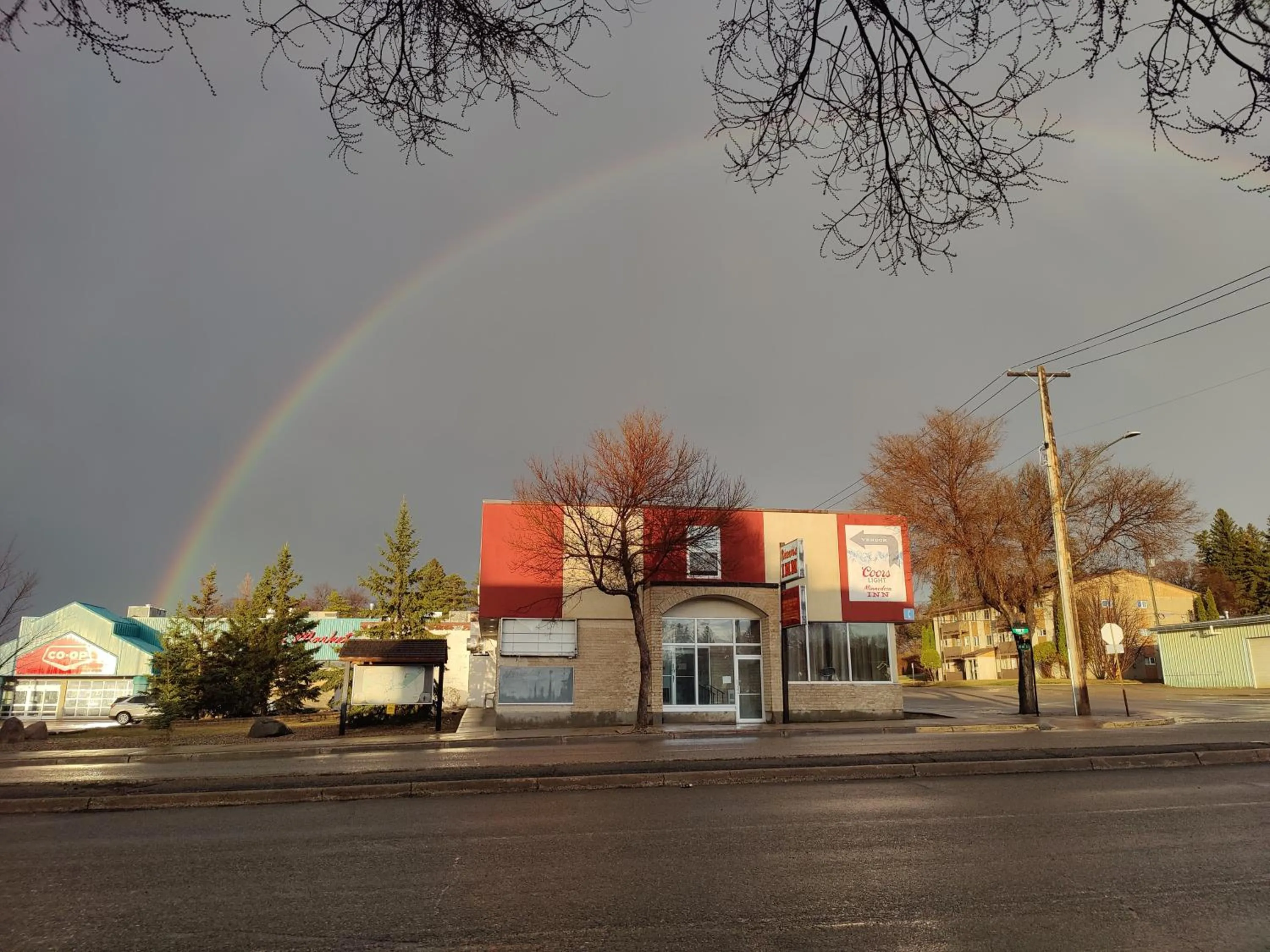 Property building in Minnedosa Inn