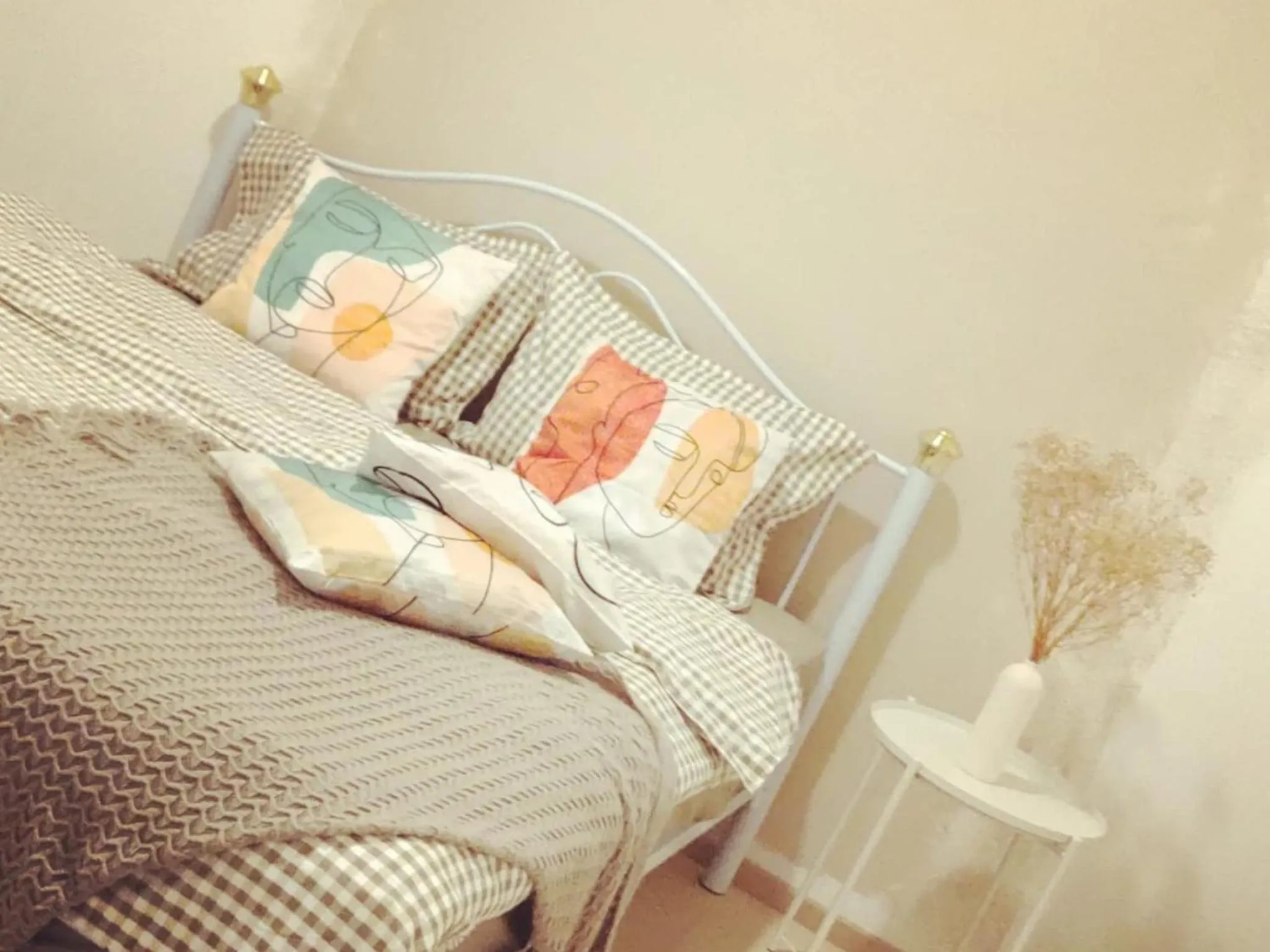 Bed in Barakah Sufi Home Stay Apartment Cameron