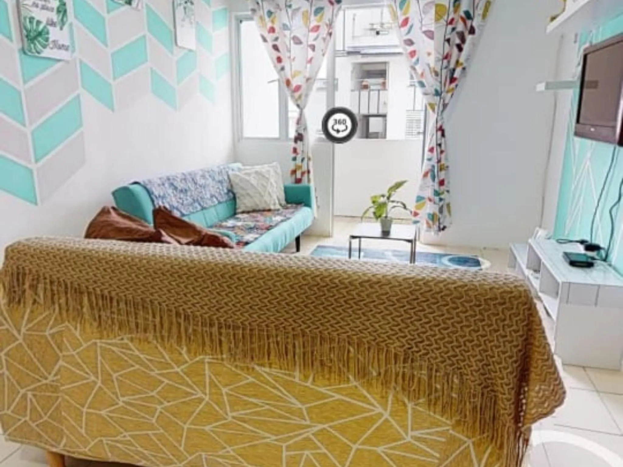Bed in Barakah Sufi Home Stay Apartment Cameron
