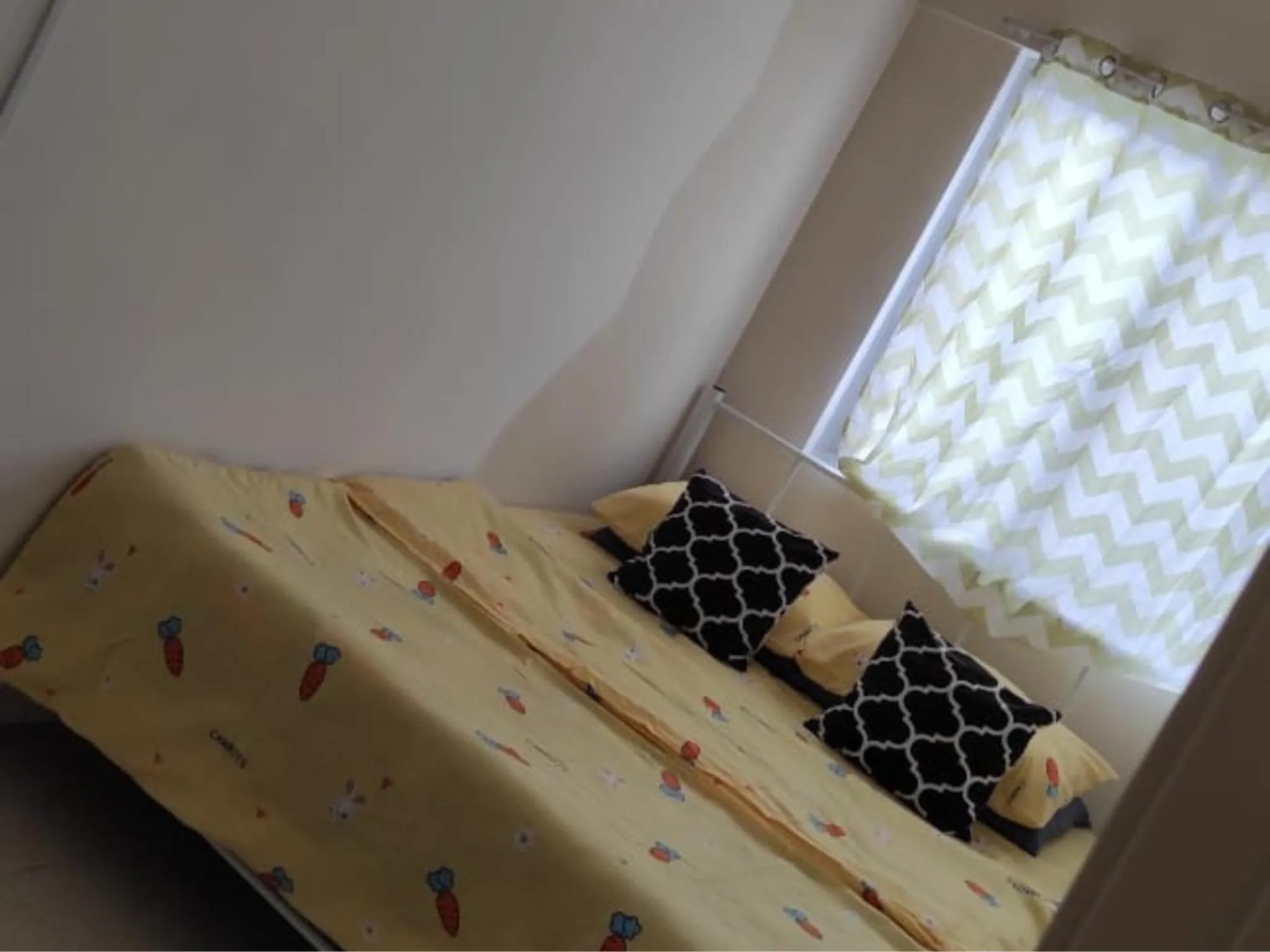Bed in Barakah Sufi Home Stay Apartment Cameron