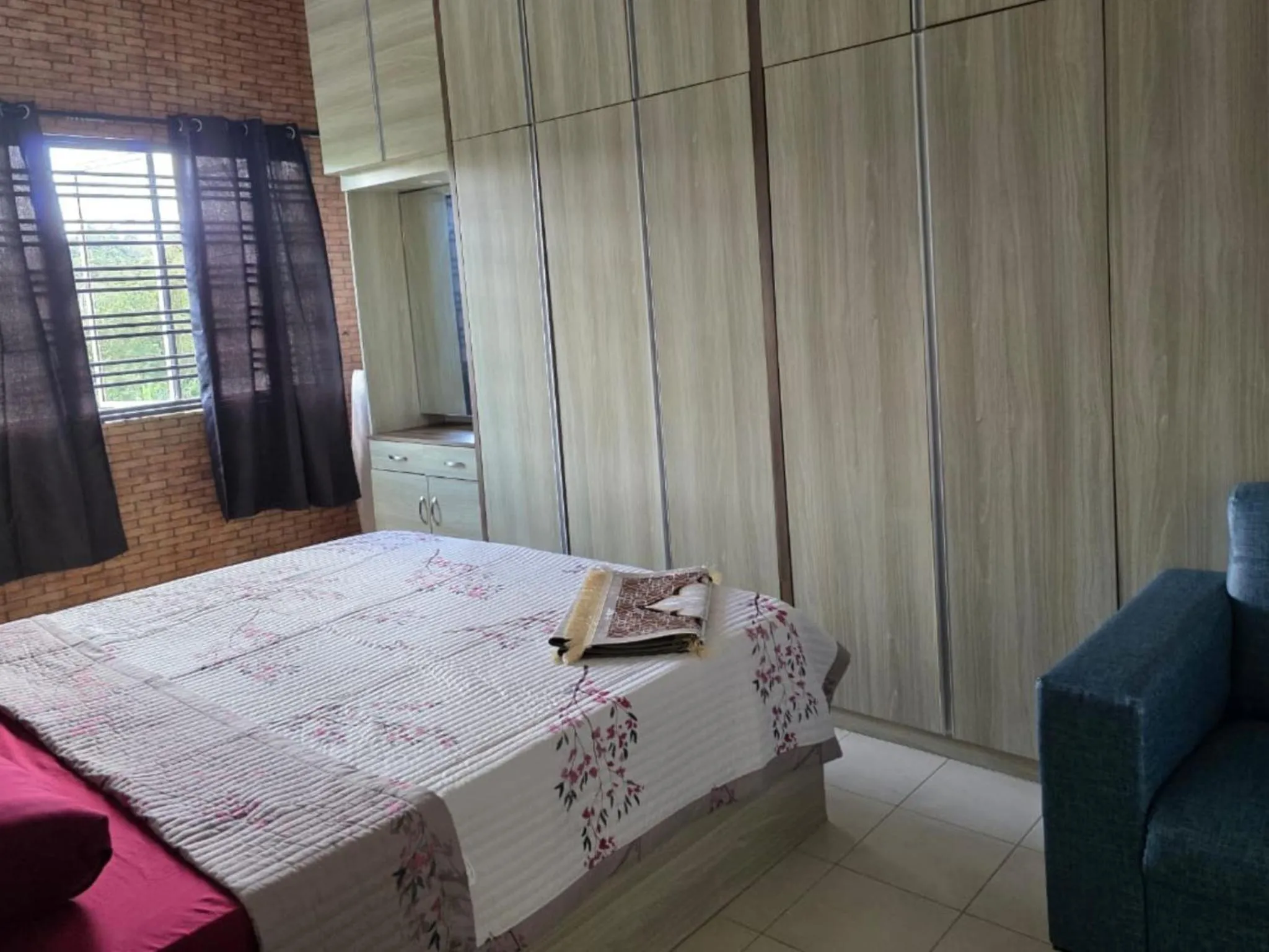 Bed in Barakah Sufi Home Stay Apartment Cameron