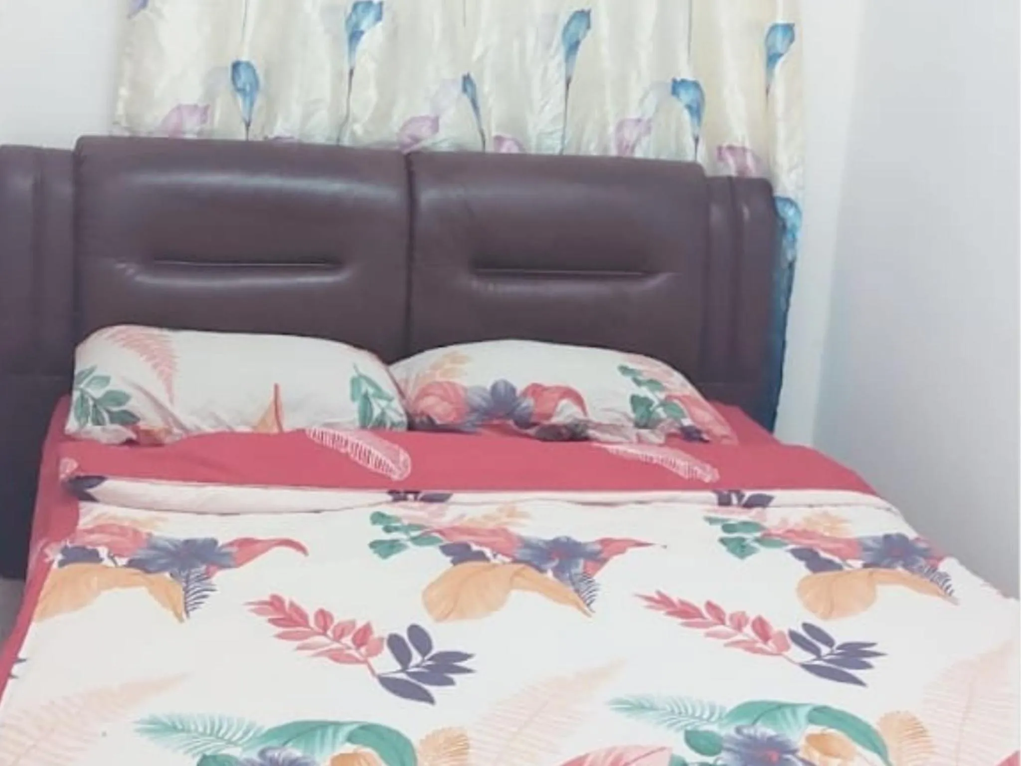 Bed in Barakah Sufi Home Stay Apartment Cameron