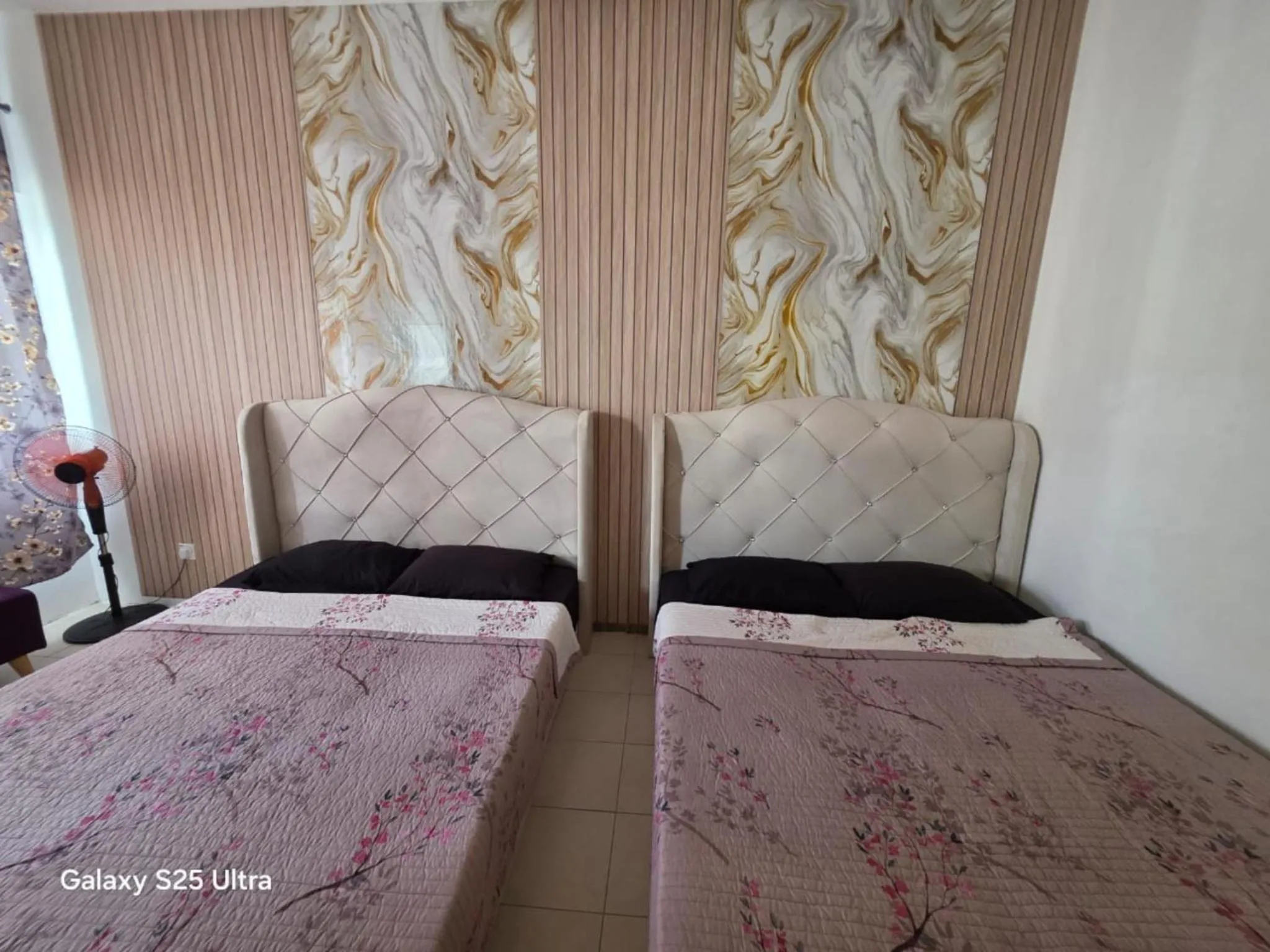 Bed in Barakah Sufi Home Stay Apartment Cameron