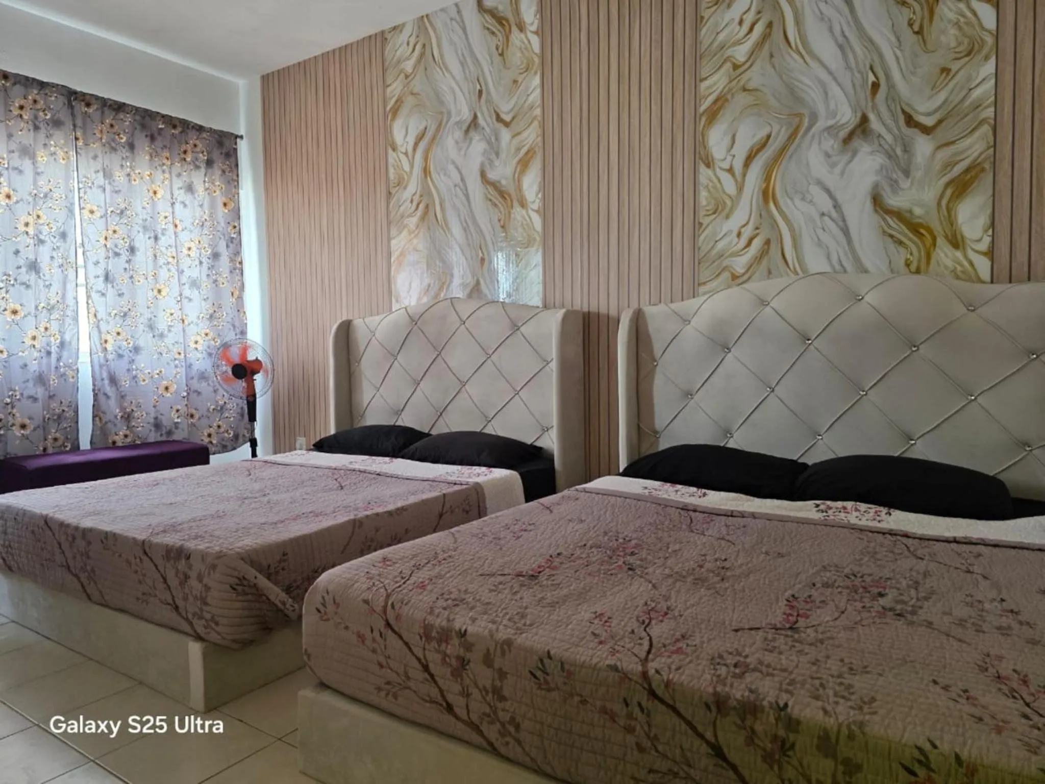 Bed in Barakah Sufi Home Stay Apartment Cameron