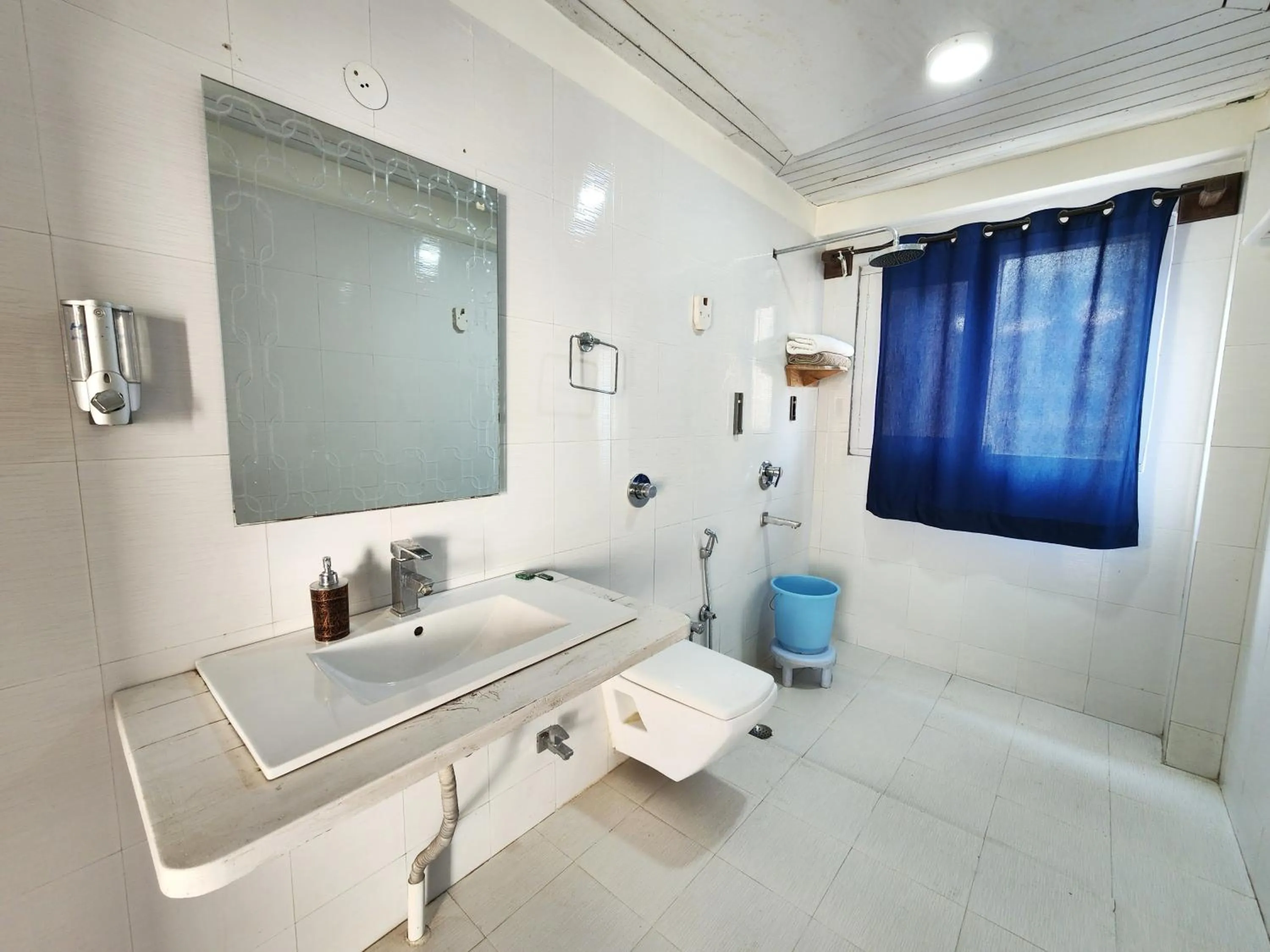 Page 3 - A Riverside Hotel and Bar