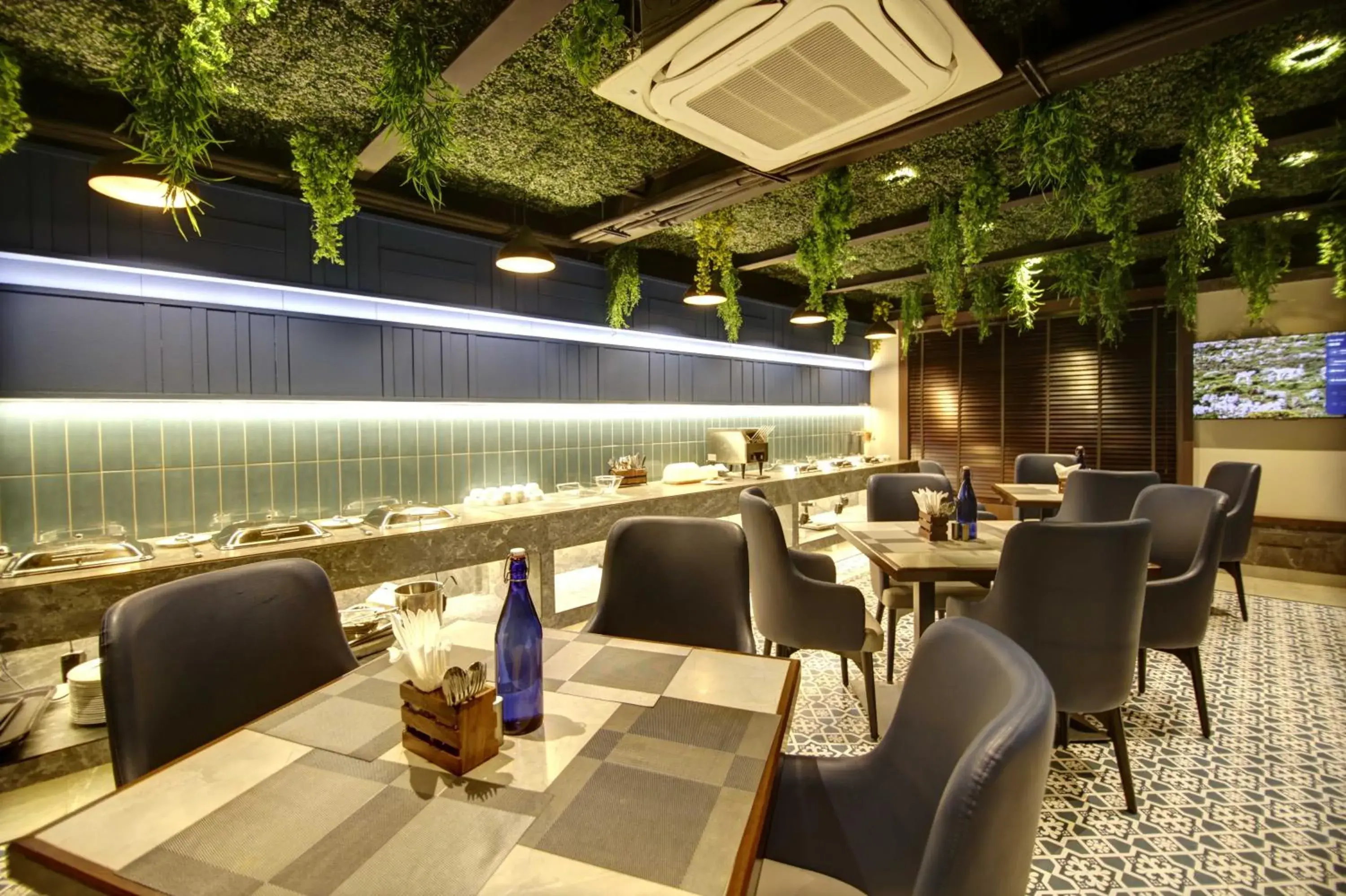 Restaurant/places to eat in East Park Inn Restaurant/places to eat in East Park Inn