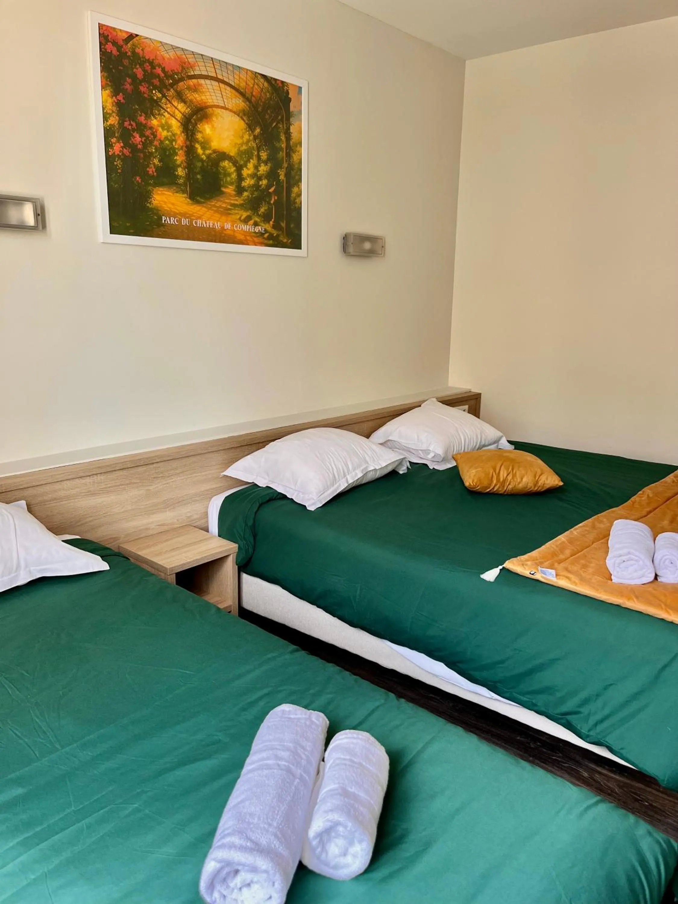 Bed in Armor Hotel