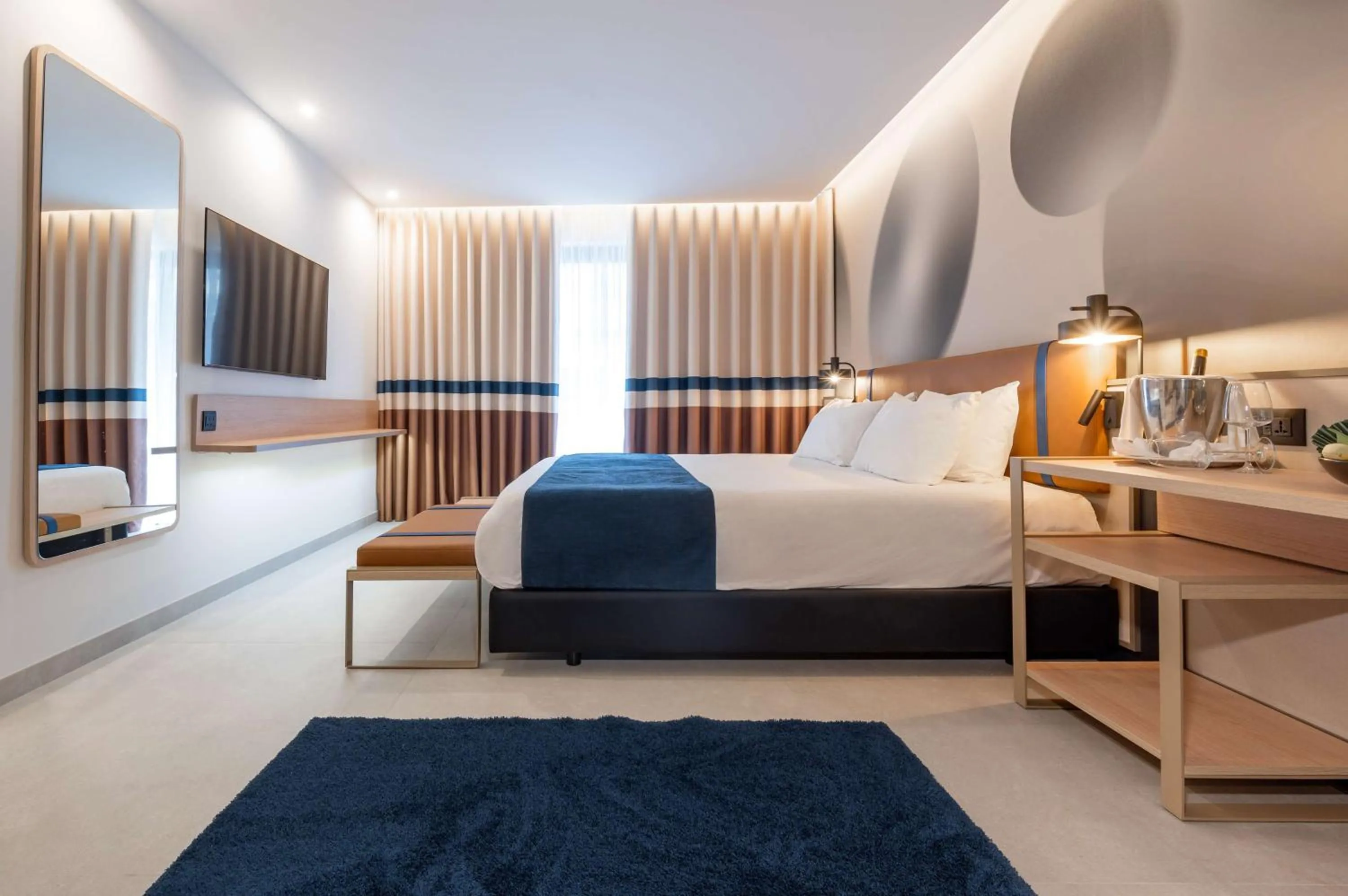 Bedroom, Bed in Best Western Premier Malta