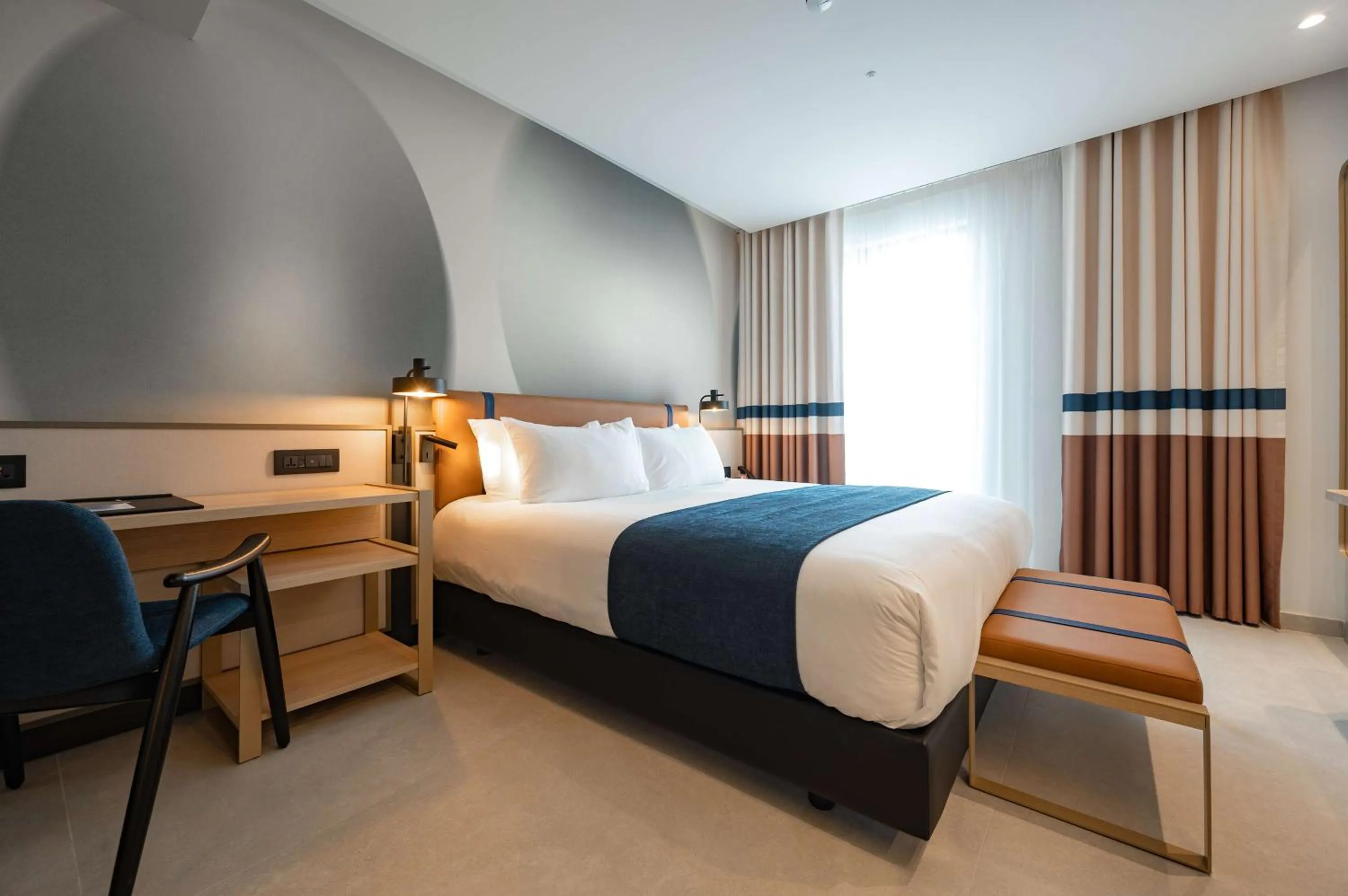 Photo of the whole room, Bed in Best Western Premier Malta