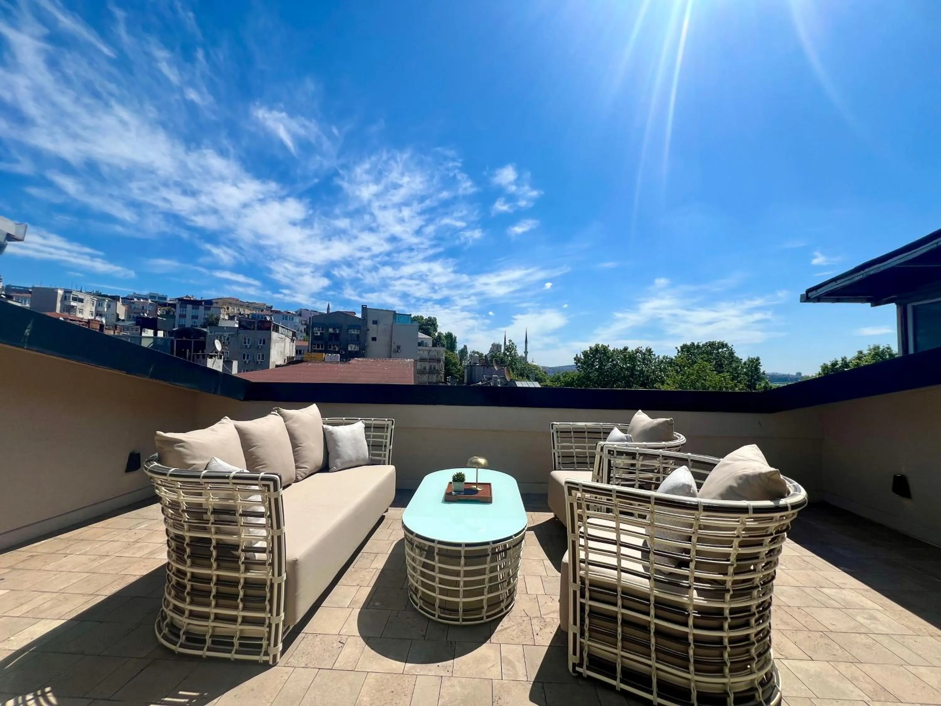 Patio in Weingart Suites Hotel