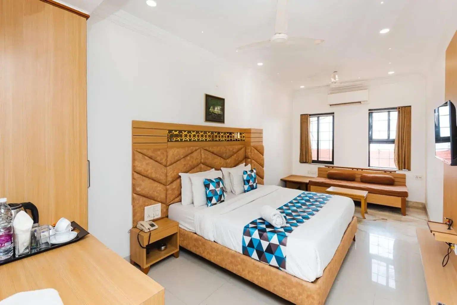 Bed in HOTEL GALAXY SURAT Bed in HOTEL GALAXY SURAT