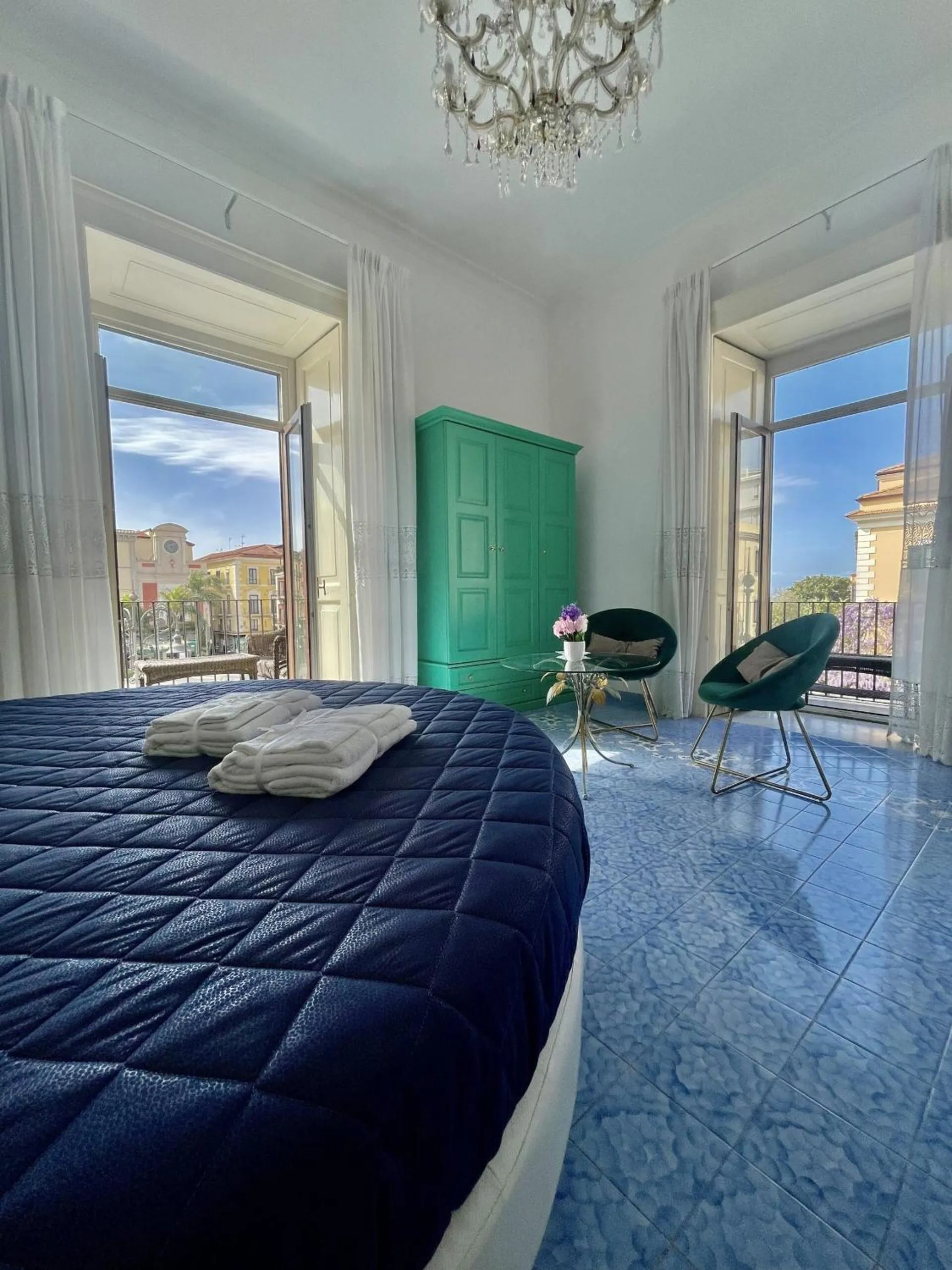 Bed in Ambasciata Sorrento Relais