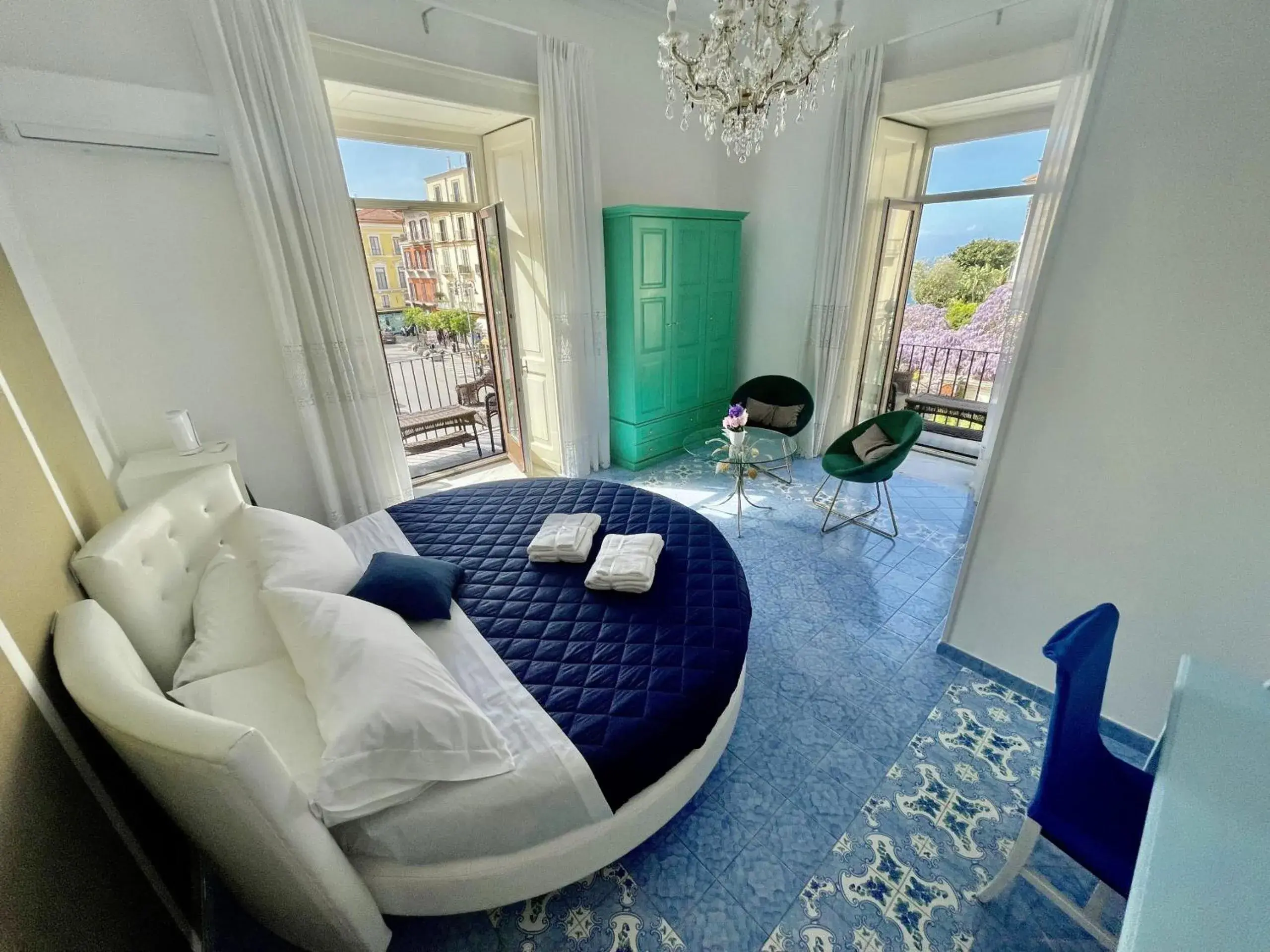 King Room with Sea View in Ambasciata Sorrento Relais King Room with Sea View in Ambasciata Sorrento Relais