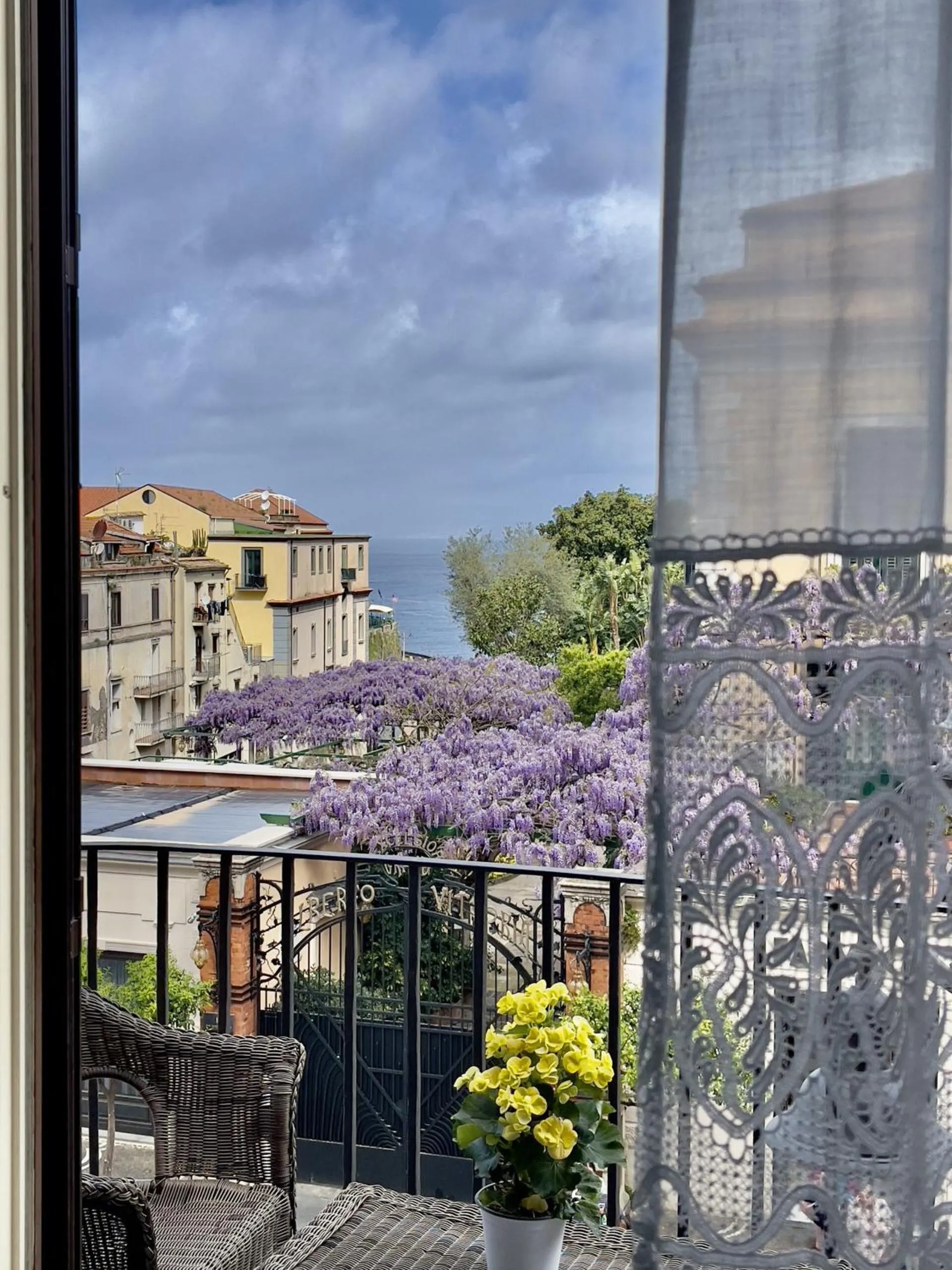 Spring in Ambasciata Sorrento Relais