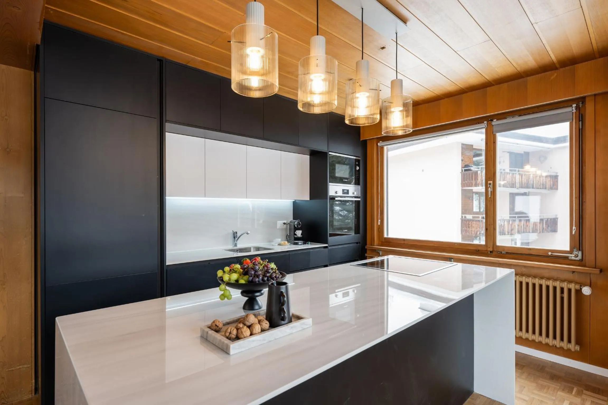 Kitchen or kitchenette in Chalet Alberti Davos Platz