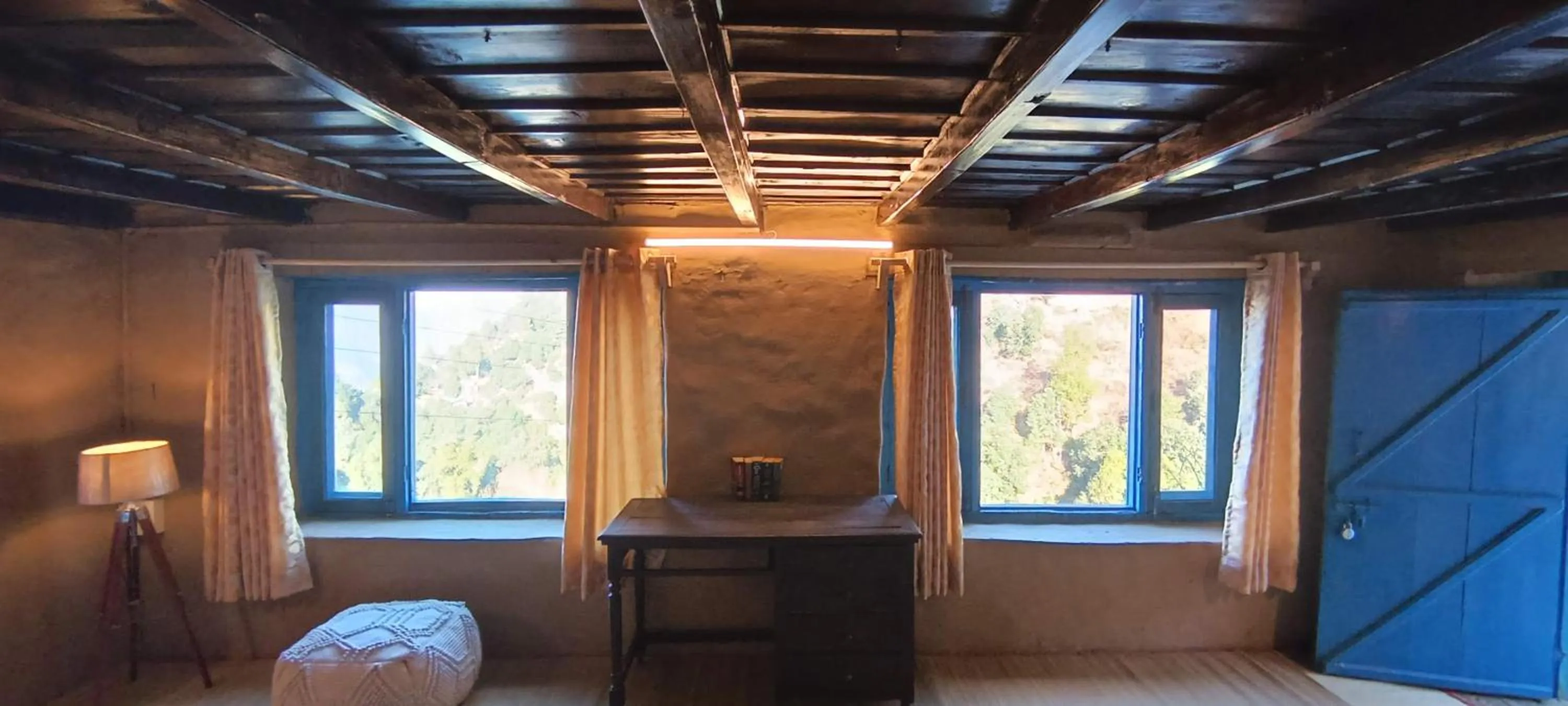 Living room in Burans Kot Heritage Home - Ramgarh