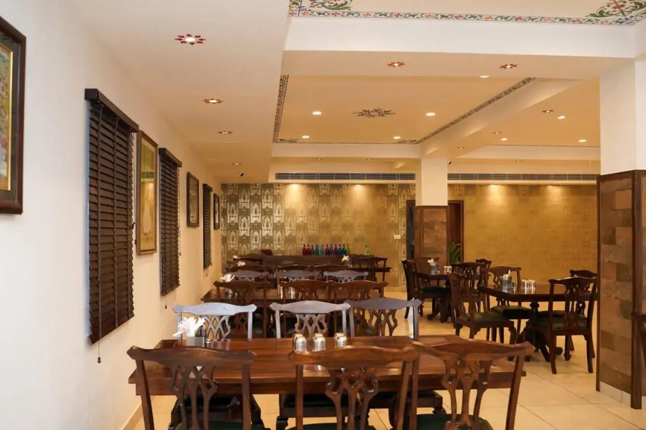 Restaurant/places to eat in Hotel The Royal Courtyard Restaurant/places to eat in Hotel The Royal Courtyard