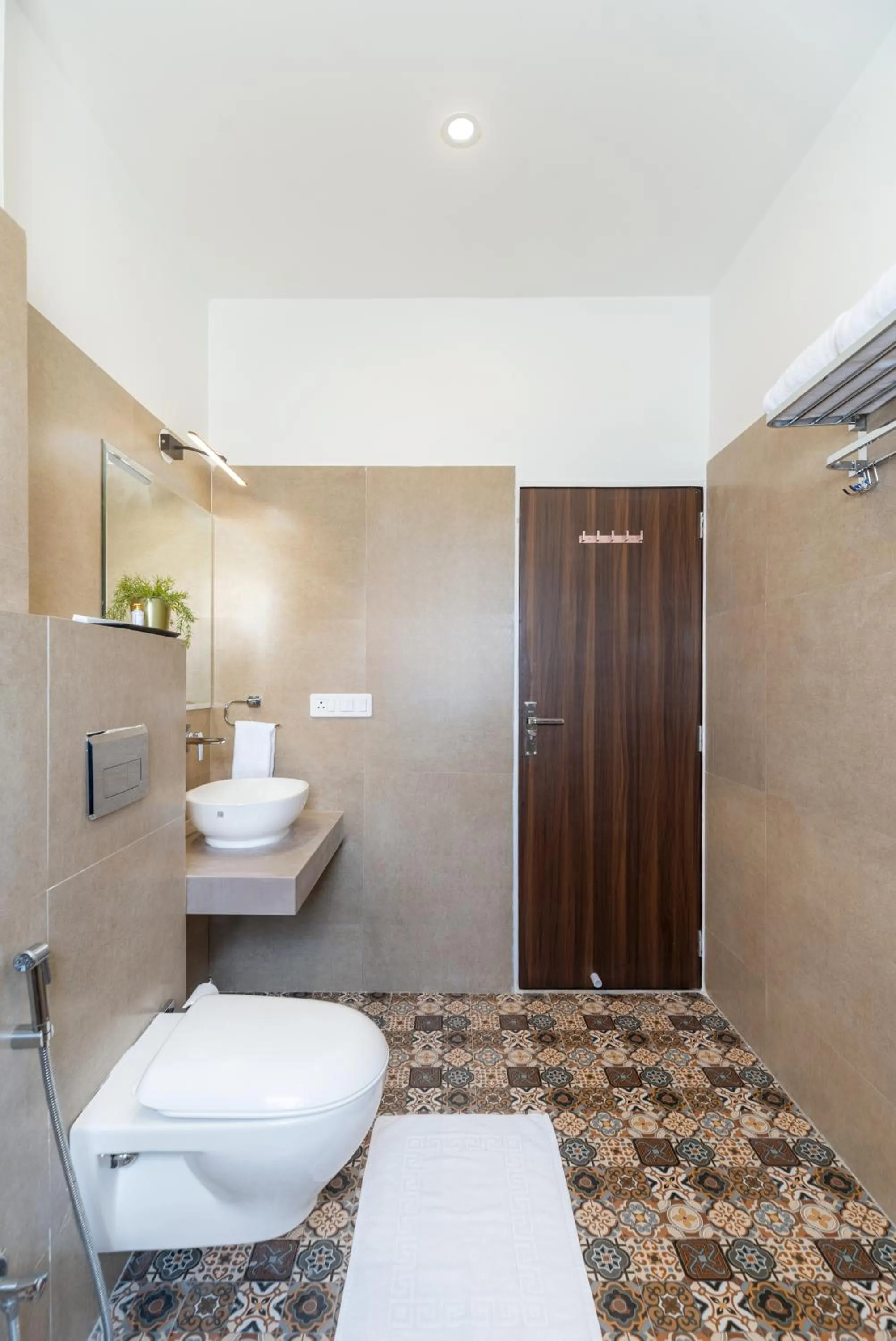 Shower in Hotel The Royal Courtyard