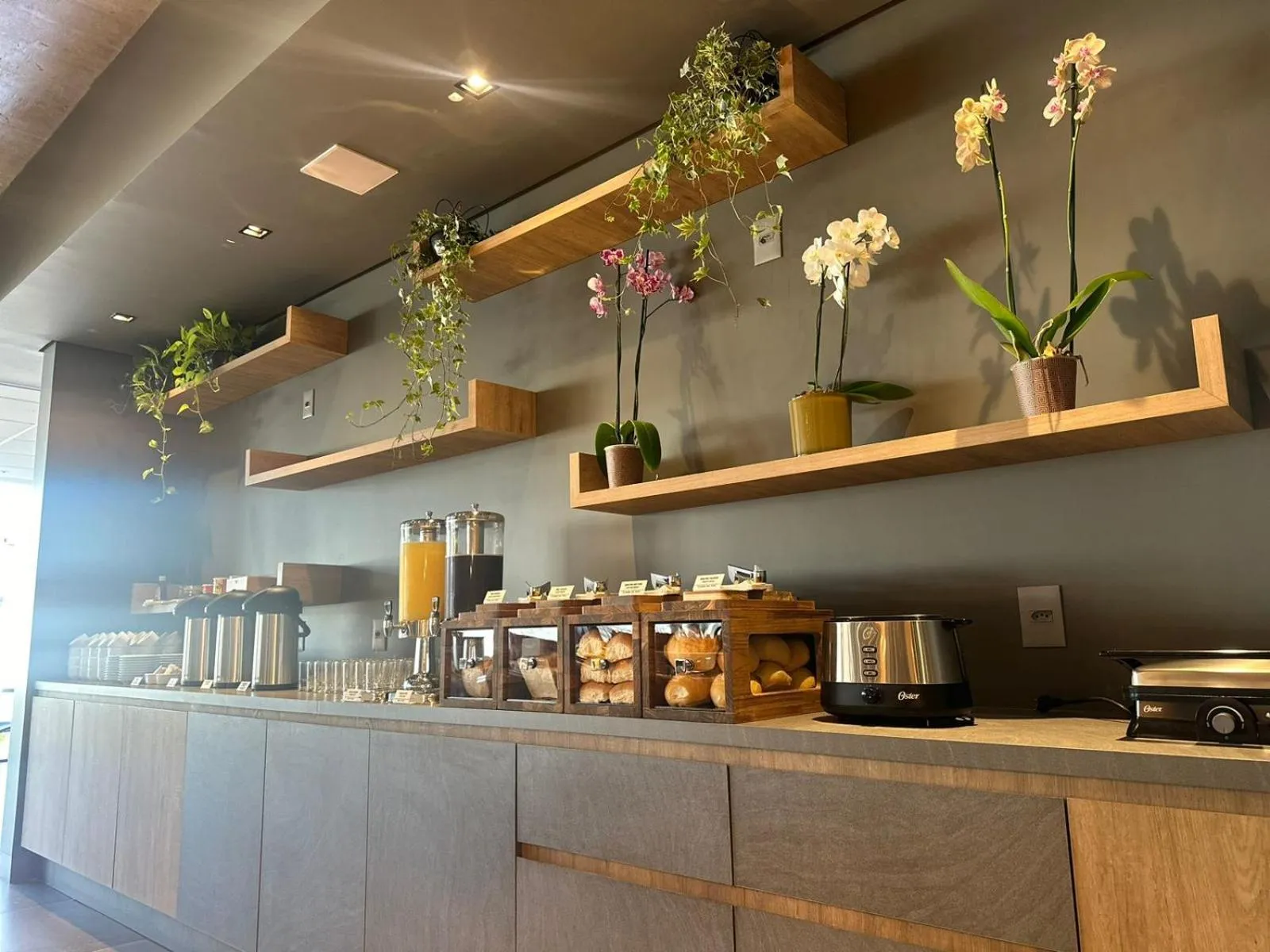 Restaurant/places to eat in Hotel 10 Sorriso