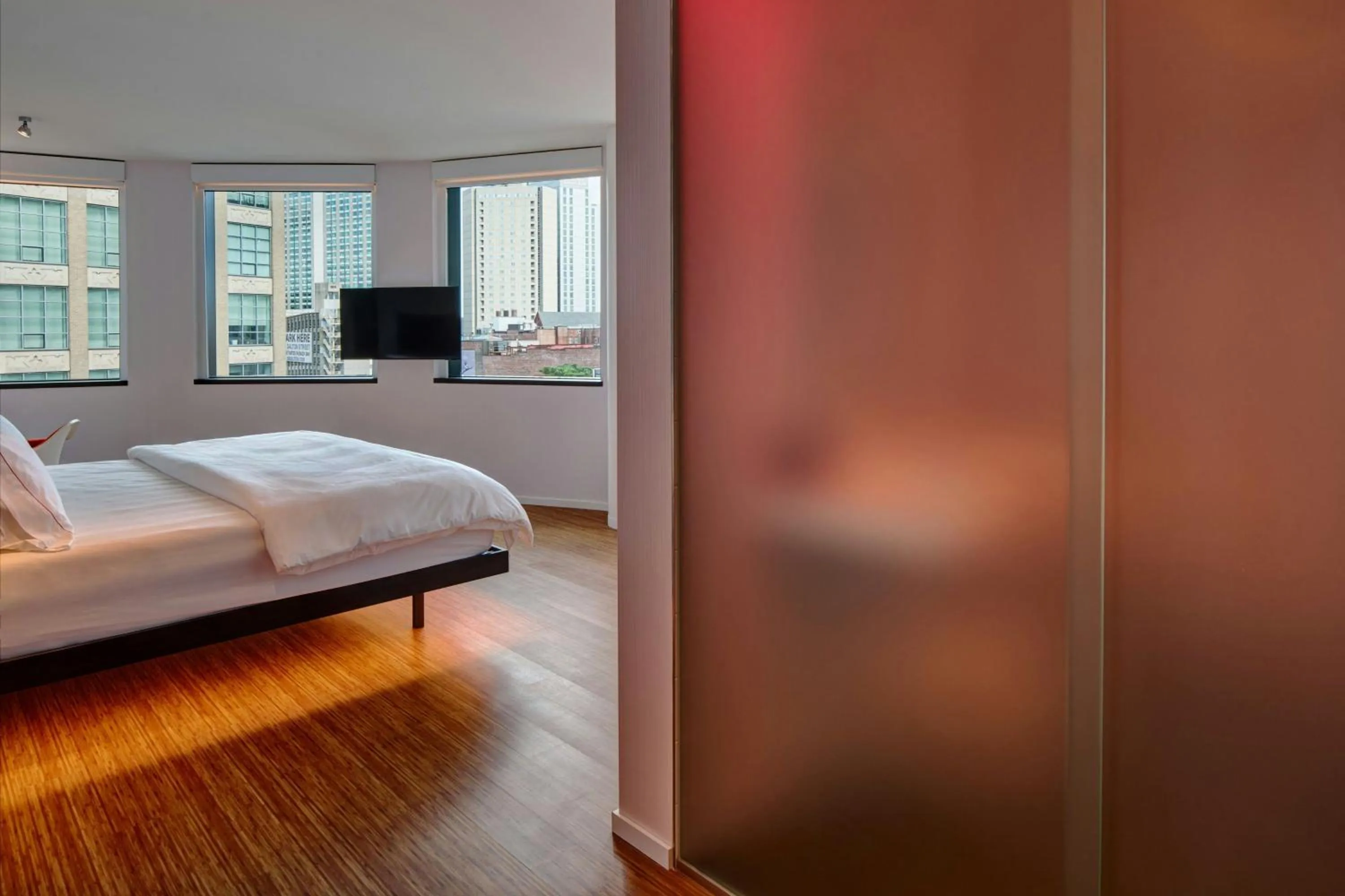 Bedroom, Bed in citizenM Boston Back Bay