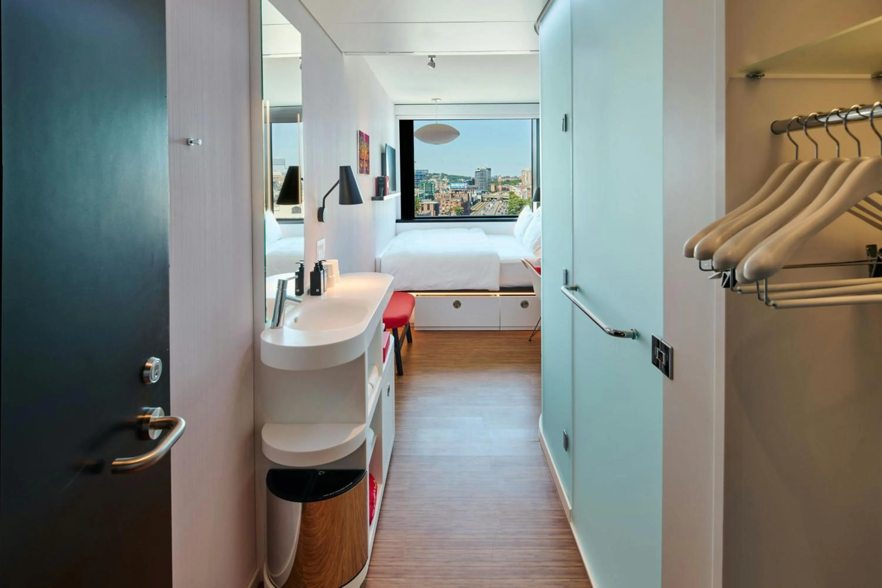 Bedroom in citizenM Boston Back Bay