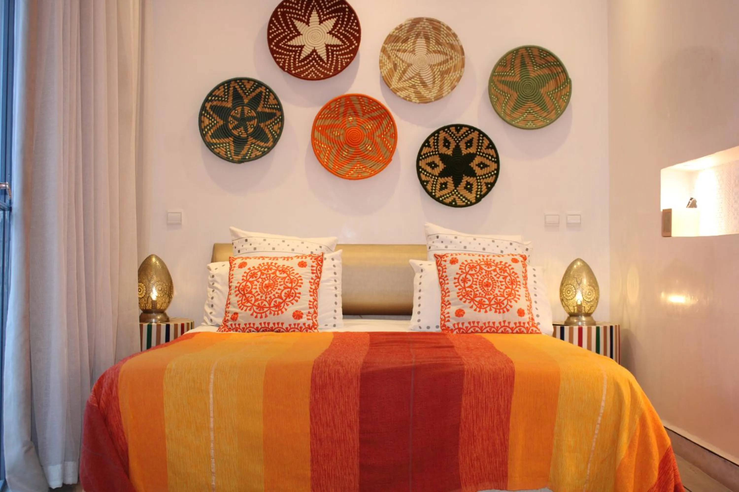 Bedroom, Bed in Riad La Sarrazine Privatisation complète Maison de famille à Marrakech