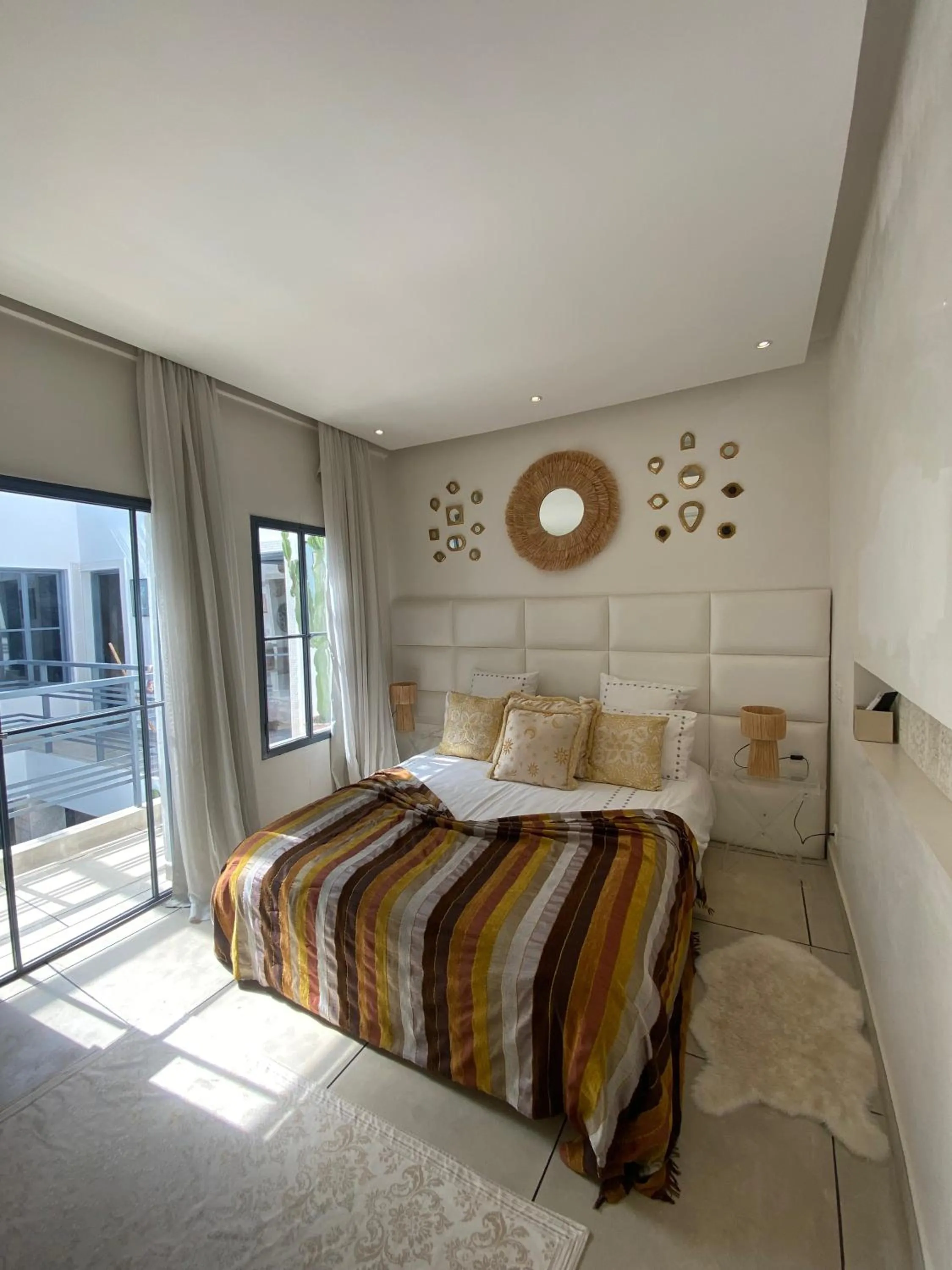 Photo of the whole room, Bed in Riad La Sarrazine Privatisation complète Maison de famille à Marrakech