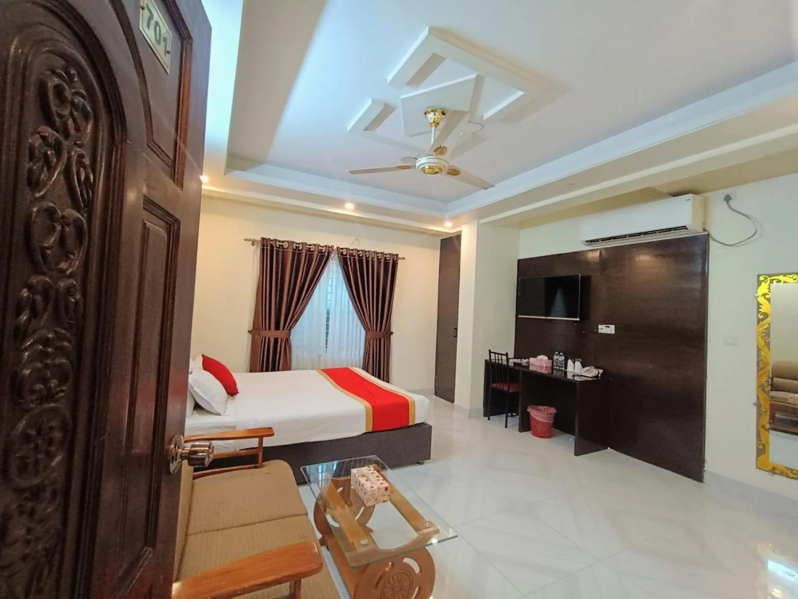 Bed in Hotel White Stone