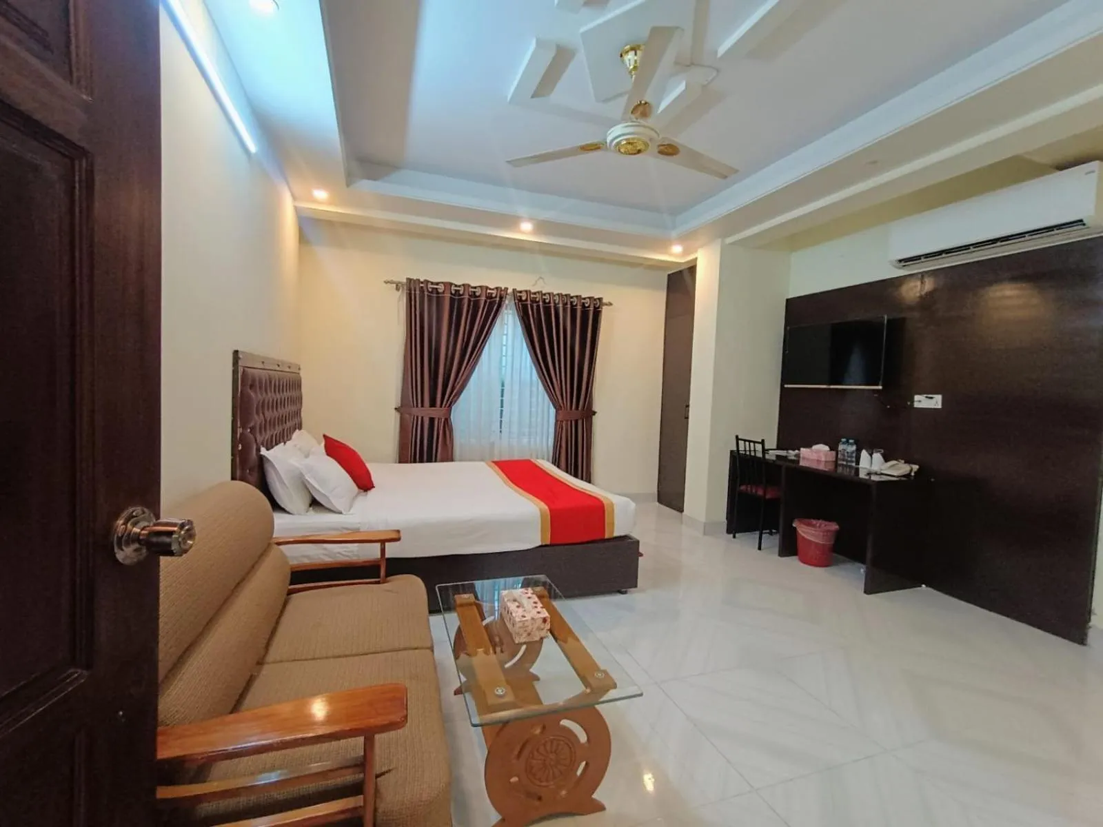 Bed in Hotel White Stone