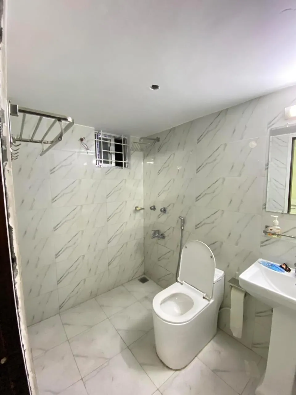Toilet in Hotel White Stone