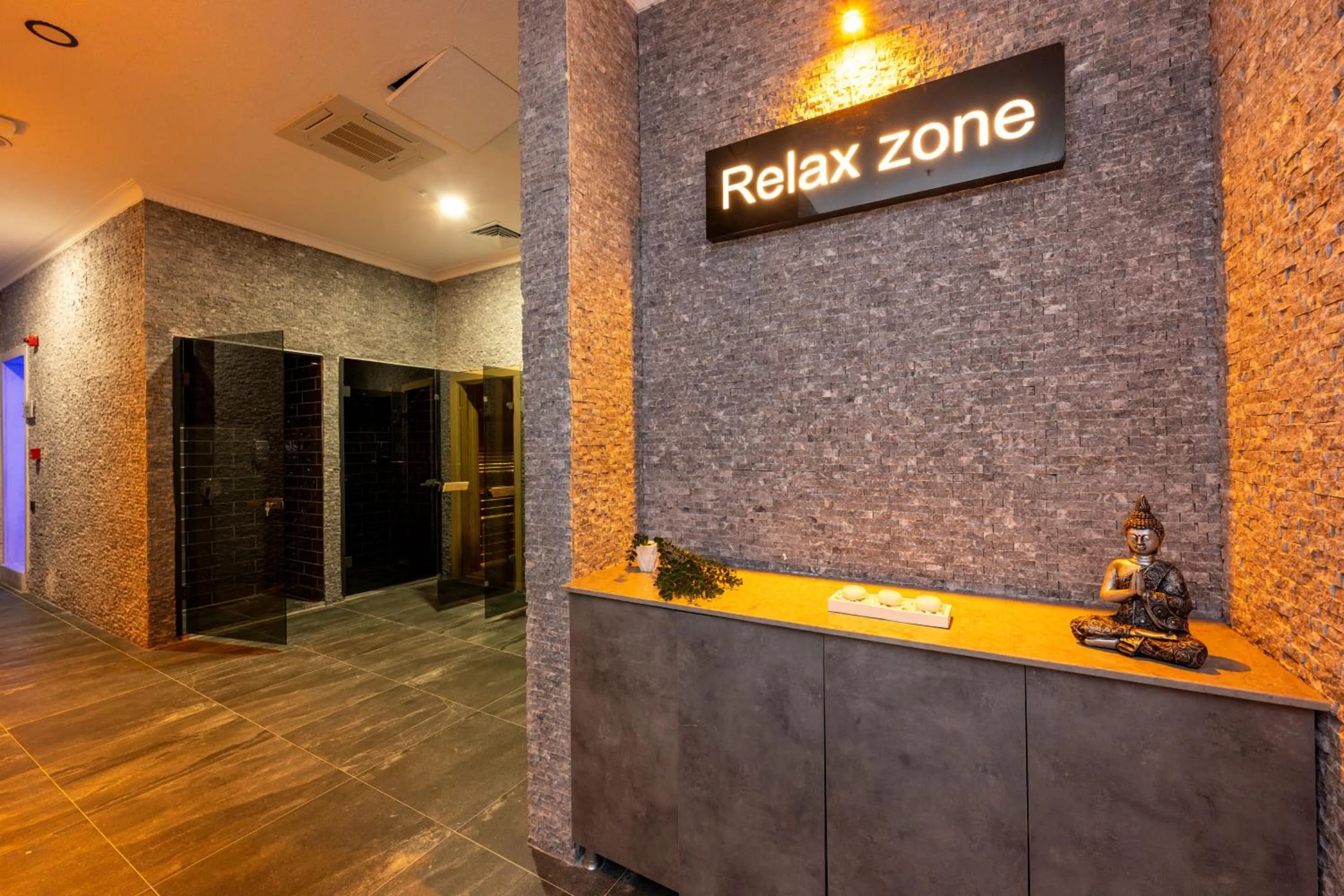 Spa and wellness centre/facilities in The Nirvanas Hotel