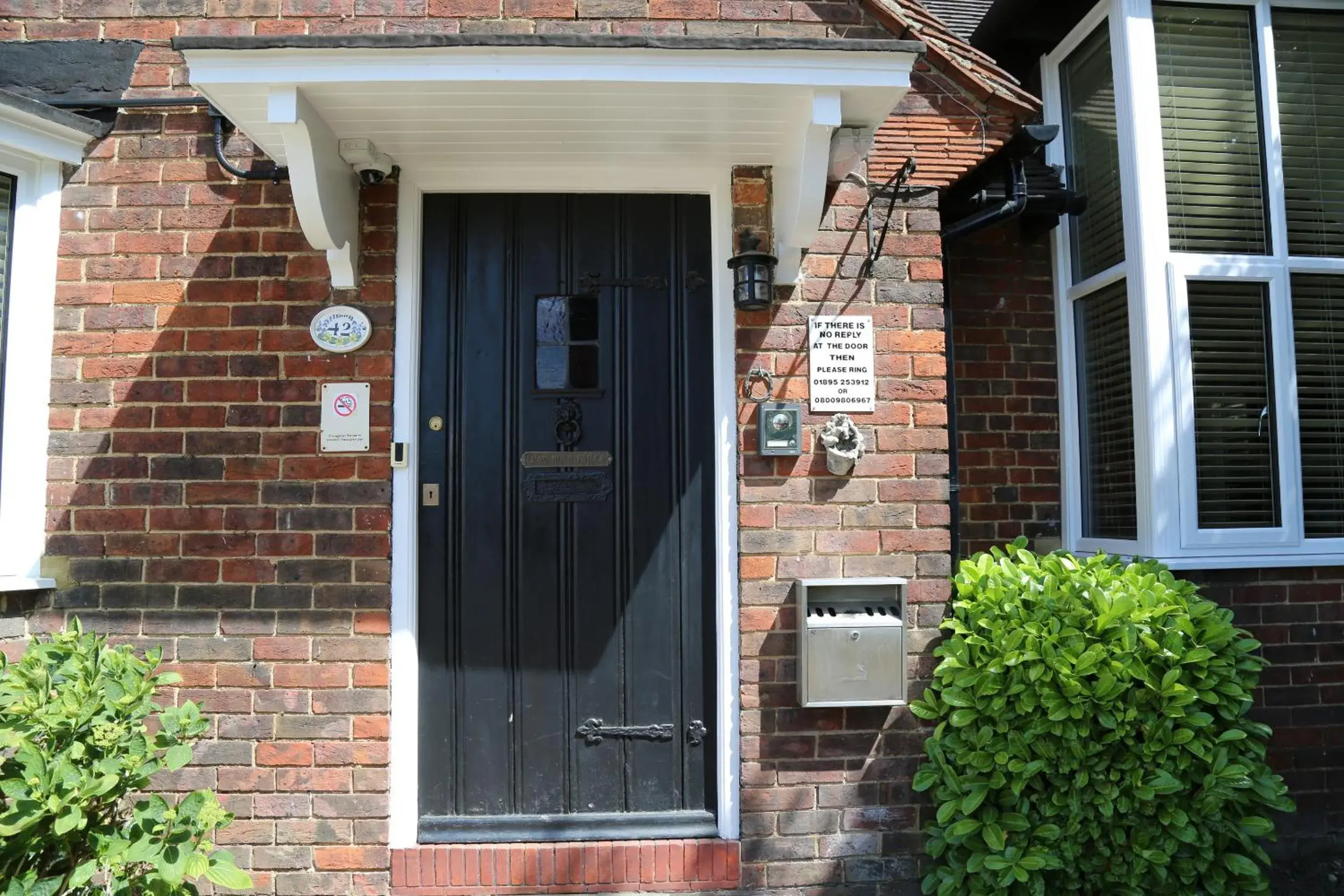 Property building in Debden Guest House Property building in Debden Guest House