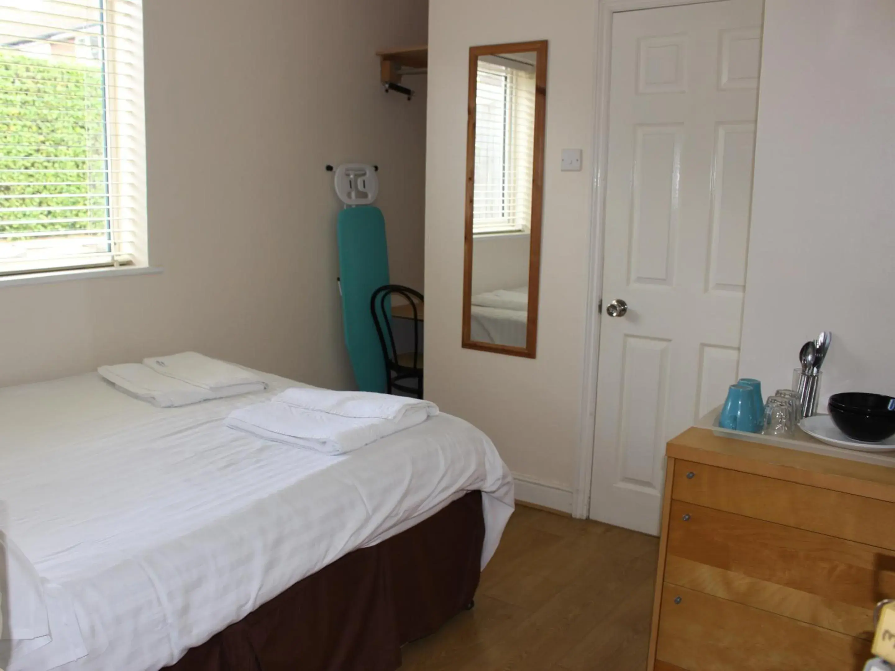 Bedroom, Bed in Debden Guest House Bedroom, Bed in Debden Guest House