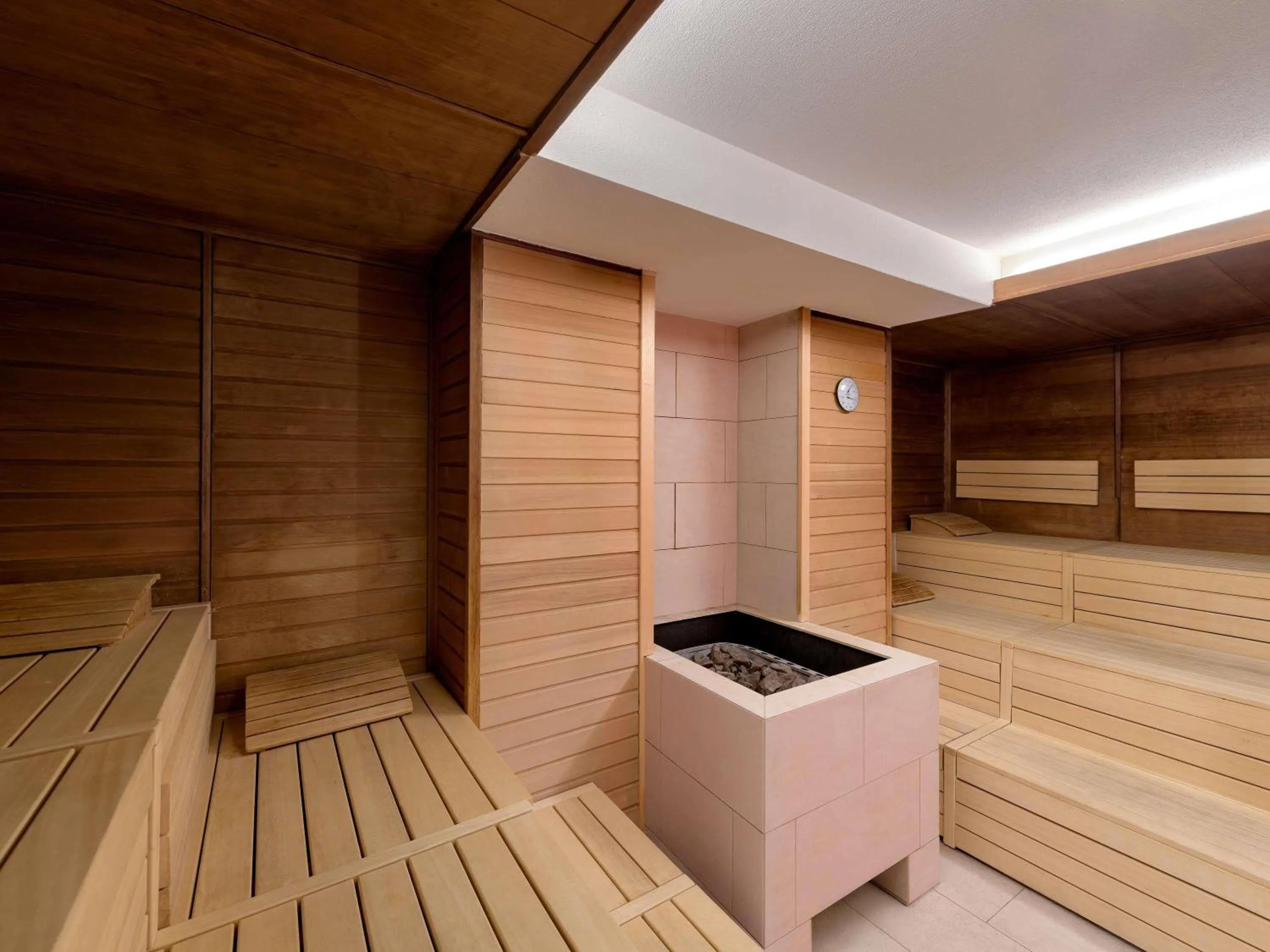 Sauna in Mövenpick Hotel Amsterdam City Centre