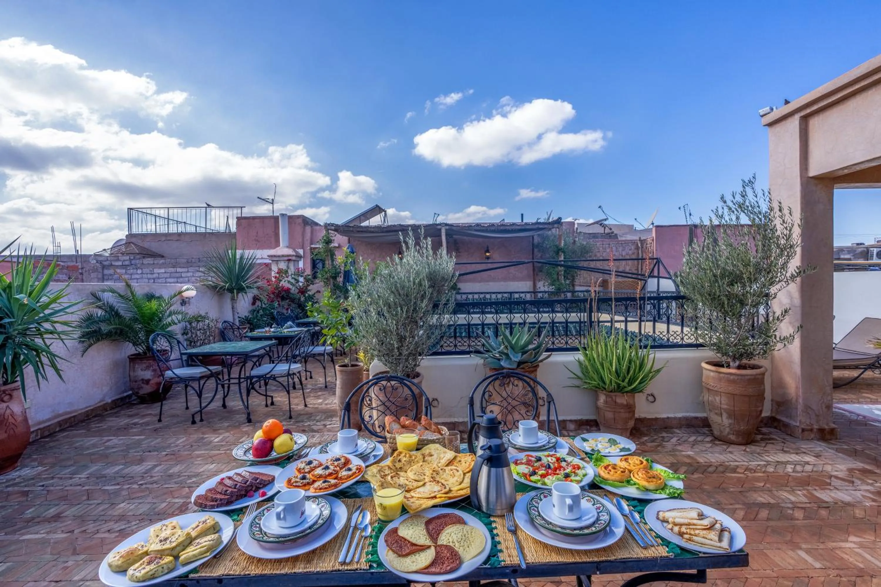 Food and drinks in Riad Amalia