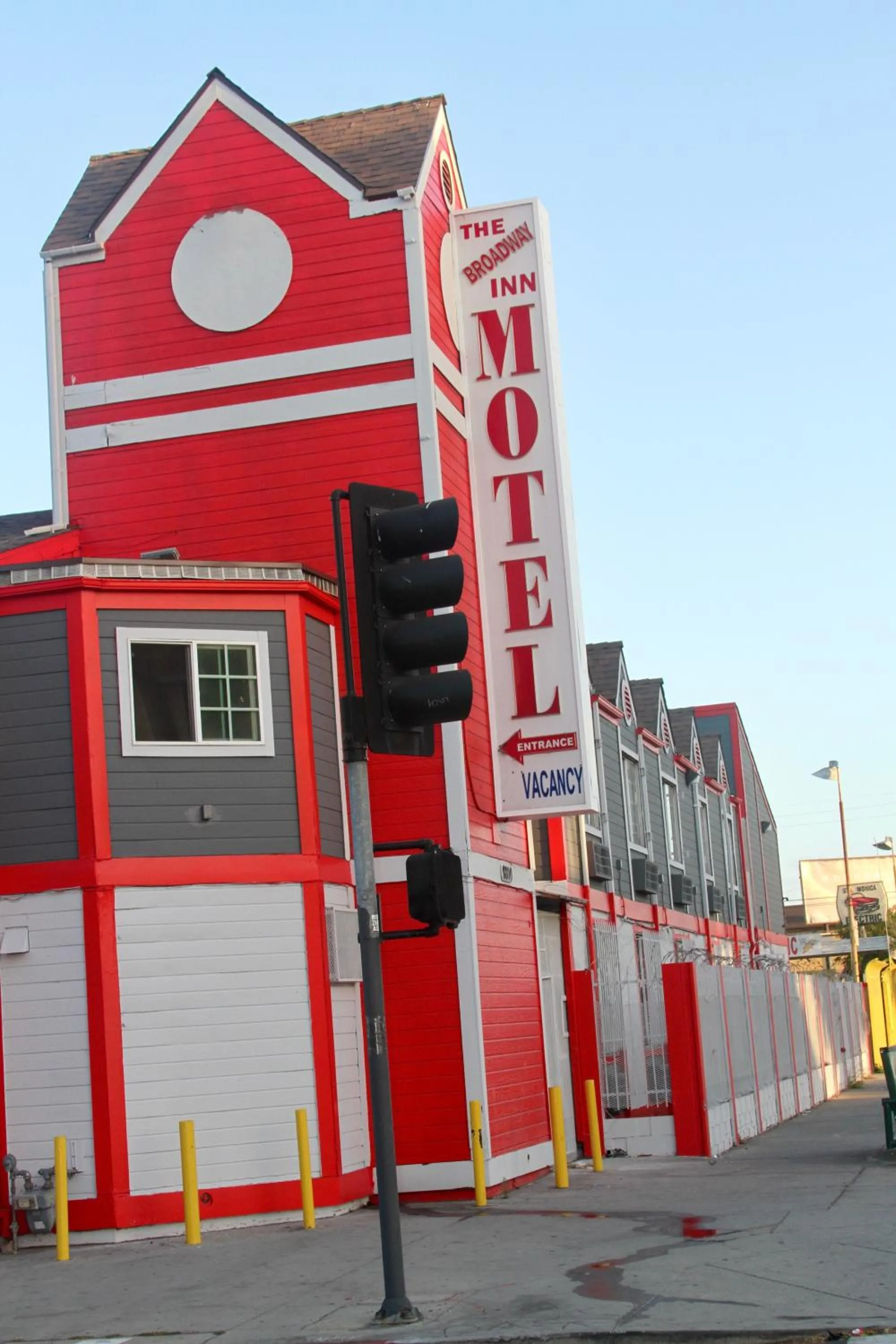 Street view in Broadway Inn Motel
