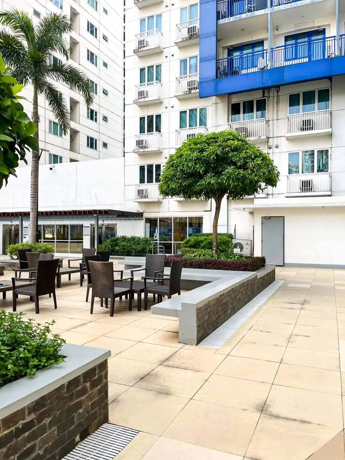 Property building in Madison Place at Sea Residences powered by Cocotel Property building in Madison Place at Sea Residences powered by Cocotel